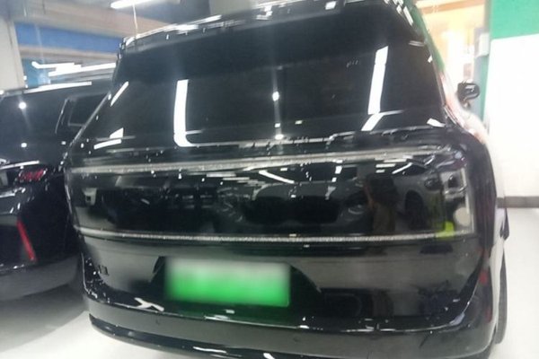 Zeekr 9X 2025, 7100 км, за 69096 USD