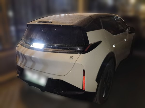 Zeekr X 2025, 23400 км, за 16761 USD