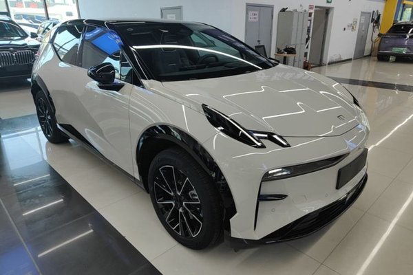 Zeekr X 2025, 3600 км, за 19356 USD