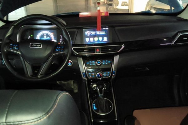 Zotye Domy X5 2018, 91400 км, за 4236 USD - фото 17