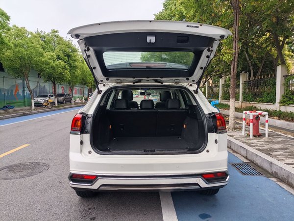 Zotye Domy X7 2017, 104600 км, за 4019 USD - фото 16