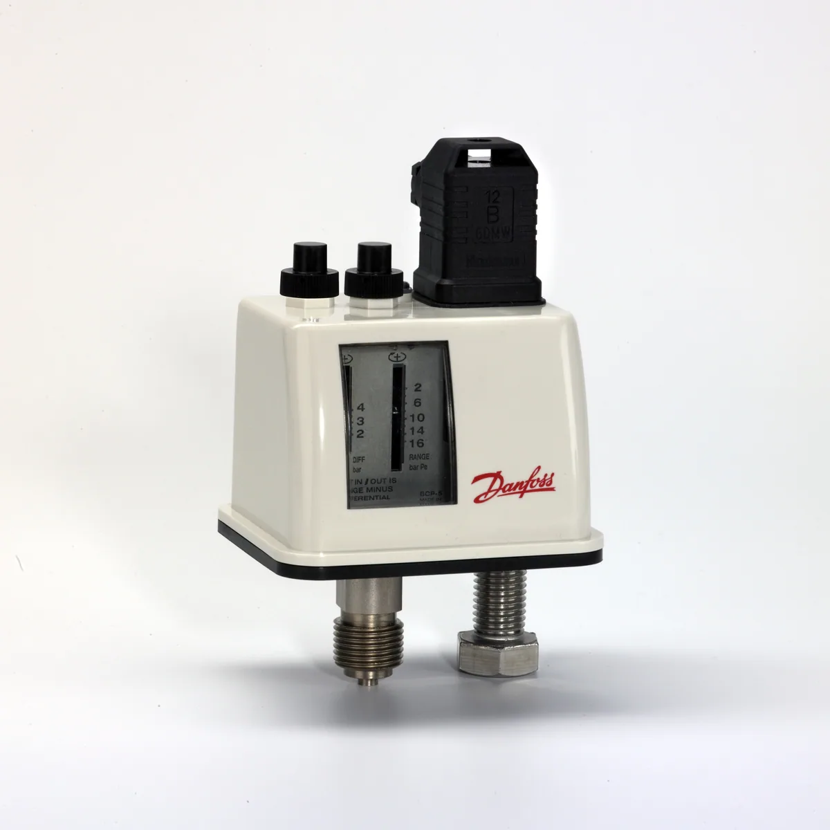 Danfoss 017B0018 — Реле давления BCP, диапазон настройки уставки 2-16 бар, дифференциал 2-3,2 бар, присоединение G 1/2