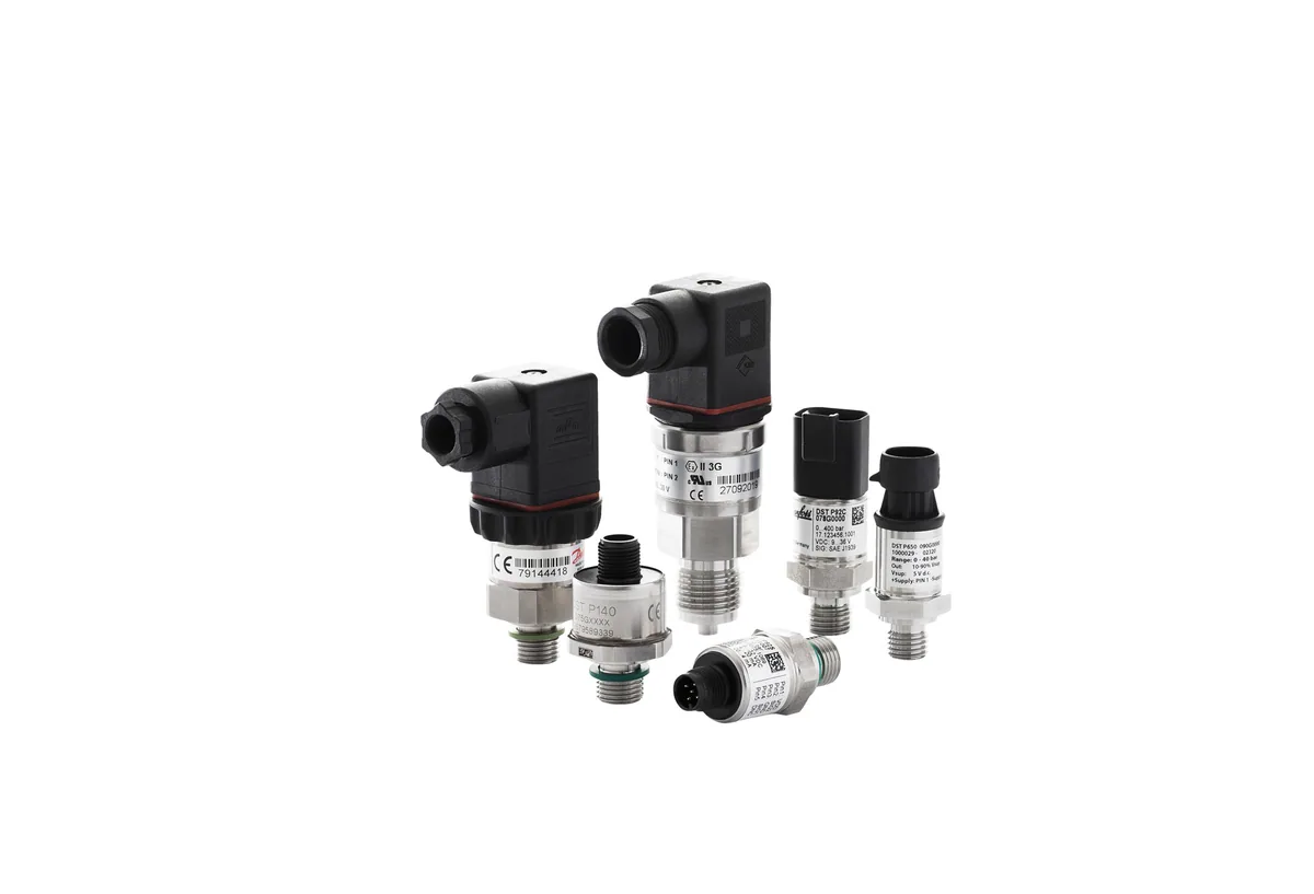 Danfoss 060G3902 — Преобразователь (датчик) давления MBS 3000, 0-6 бар, выходной сигнал 0-10 В, внешняя резьба G1/4, IP 65