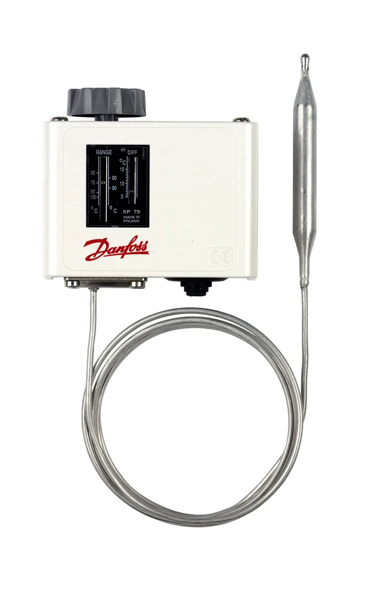 Danfoss 060L112666 — Реле температуры (термостат) KP, IP 30/44, диапазон регулирования 50...100 °C, длина трубки 2 м
