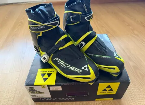 Ботинки Fischer RCS CARBONLITE SKATING EUR -44,5 Отличное со…