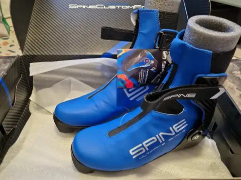 Продам абсолютно новые лыжные ботинки Spine Ultimate Skate.…