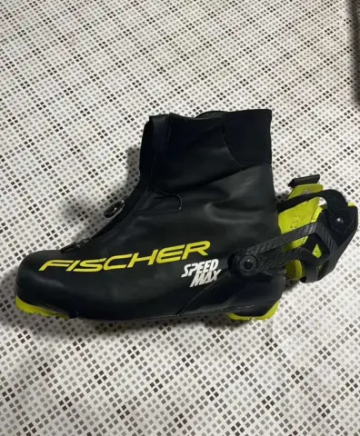 Лыжные ботинки fisher speed max рабочие, состояние нормально...
