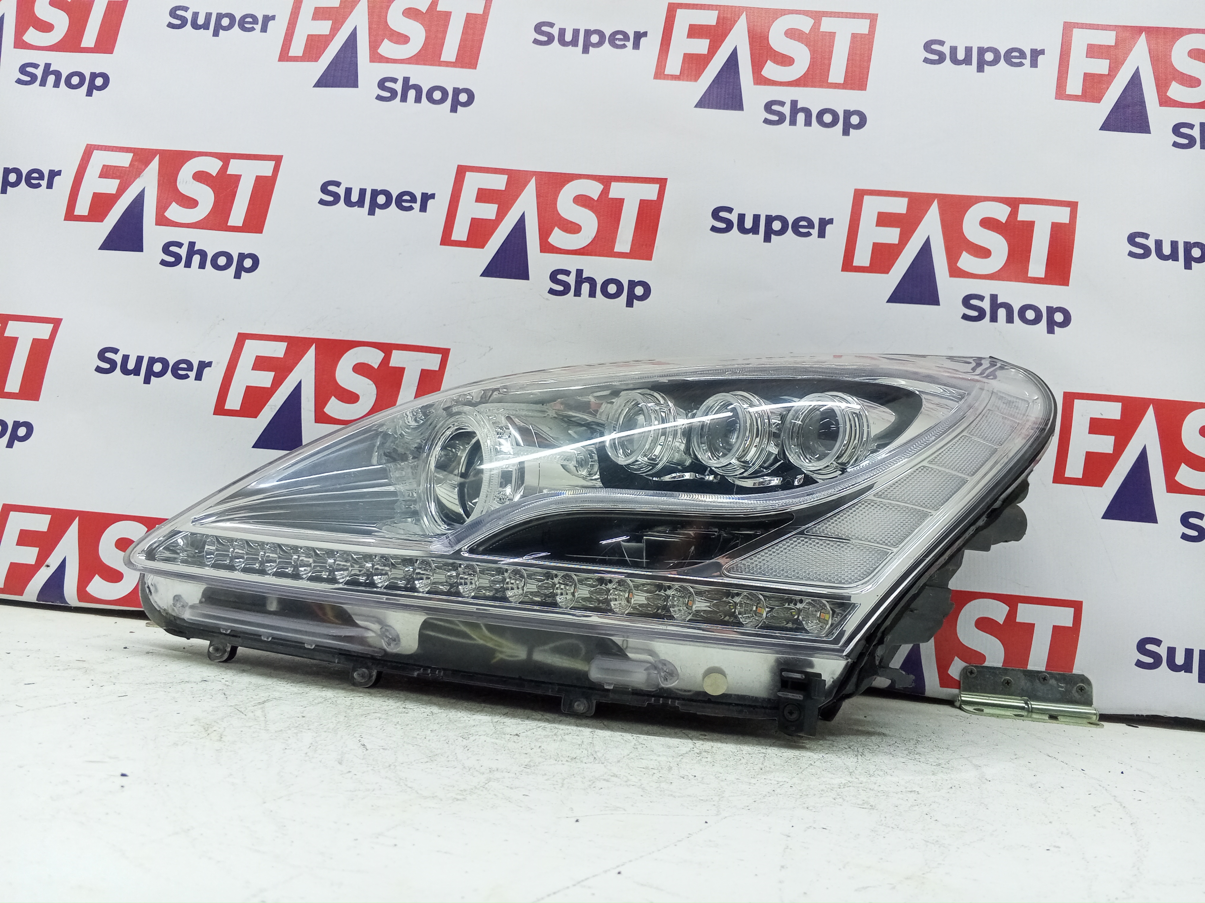 левая фара Hyundai Equus LED хром