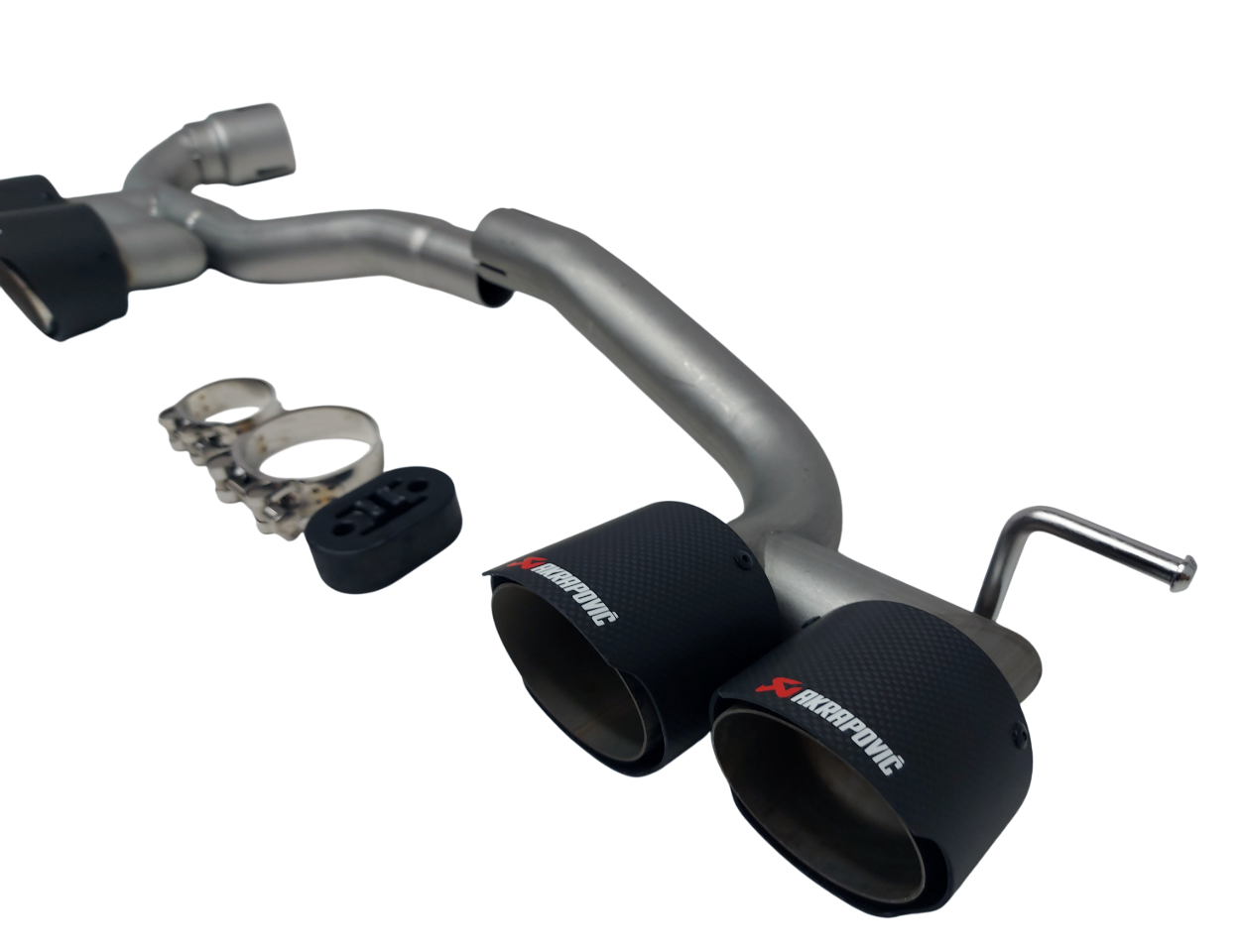 BMW F30 F32 насадки выхлоп под М3 M4 бампер карбон akrapovic