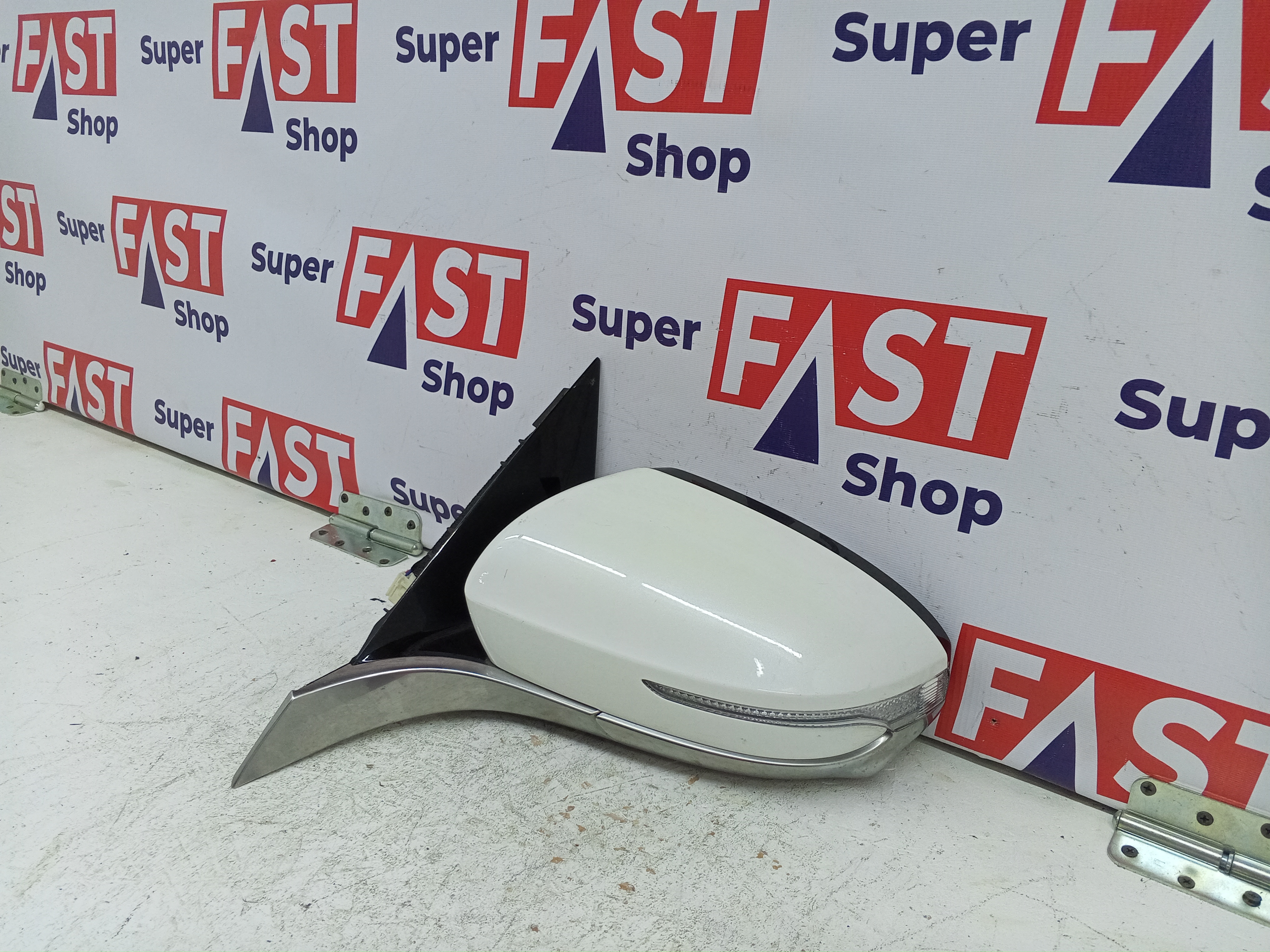 Kia K900 левое зеркало 9+1 пин