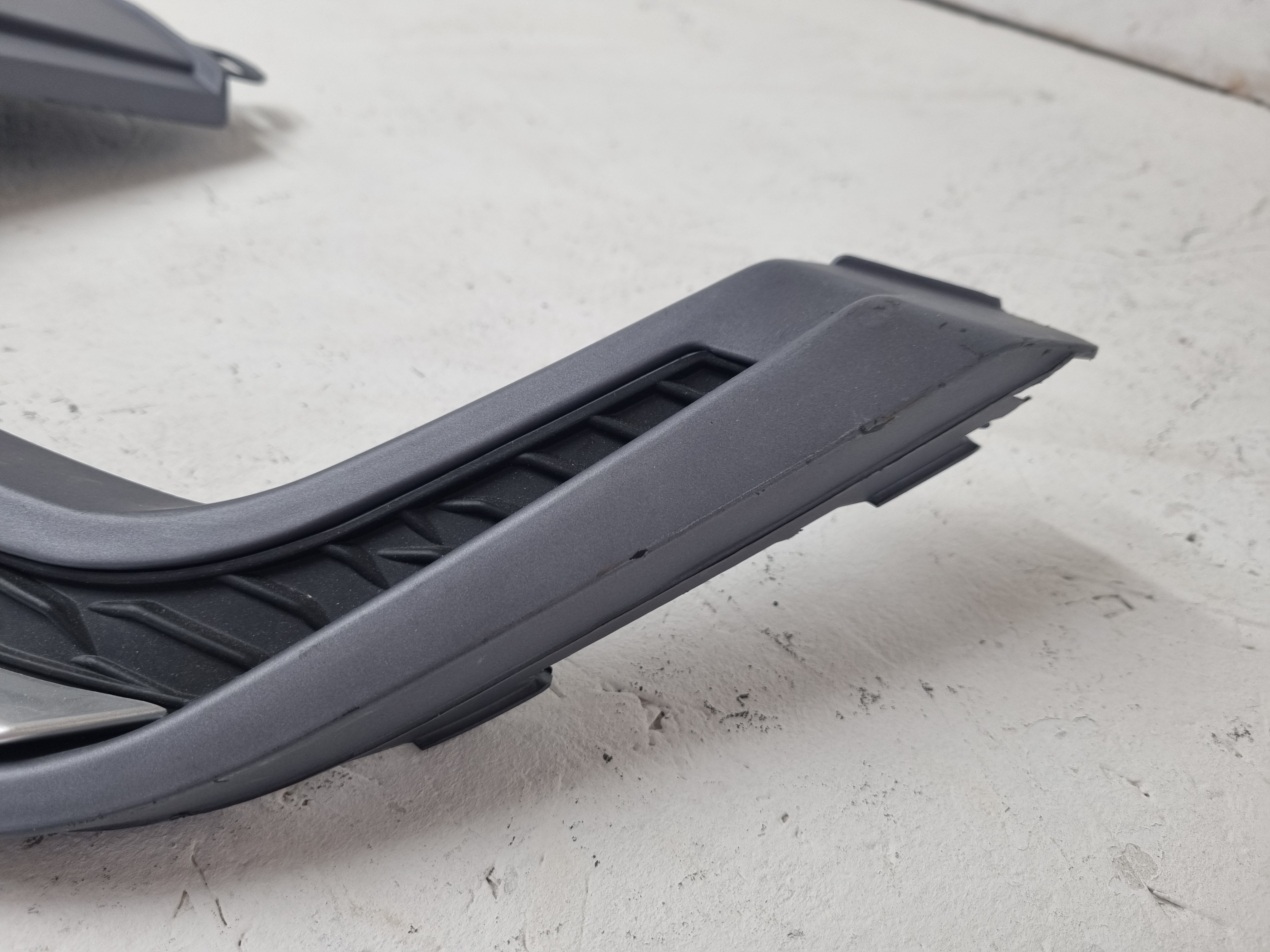 Дефект 7 Audi A7 4G рестайлинг диффузор S7 в обычный бампер