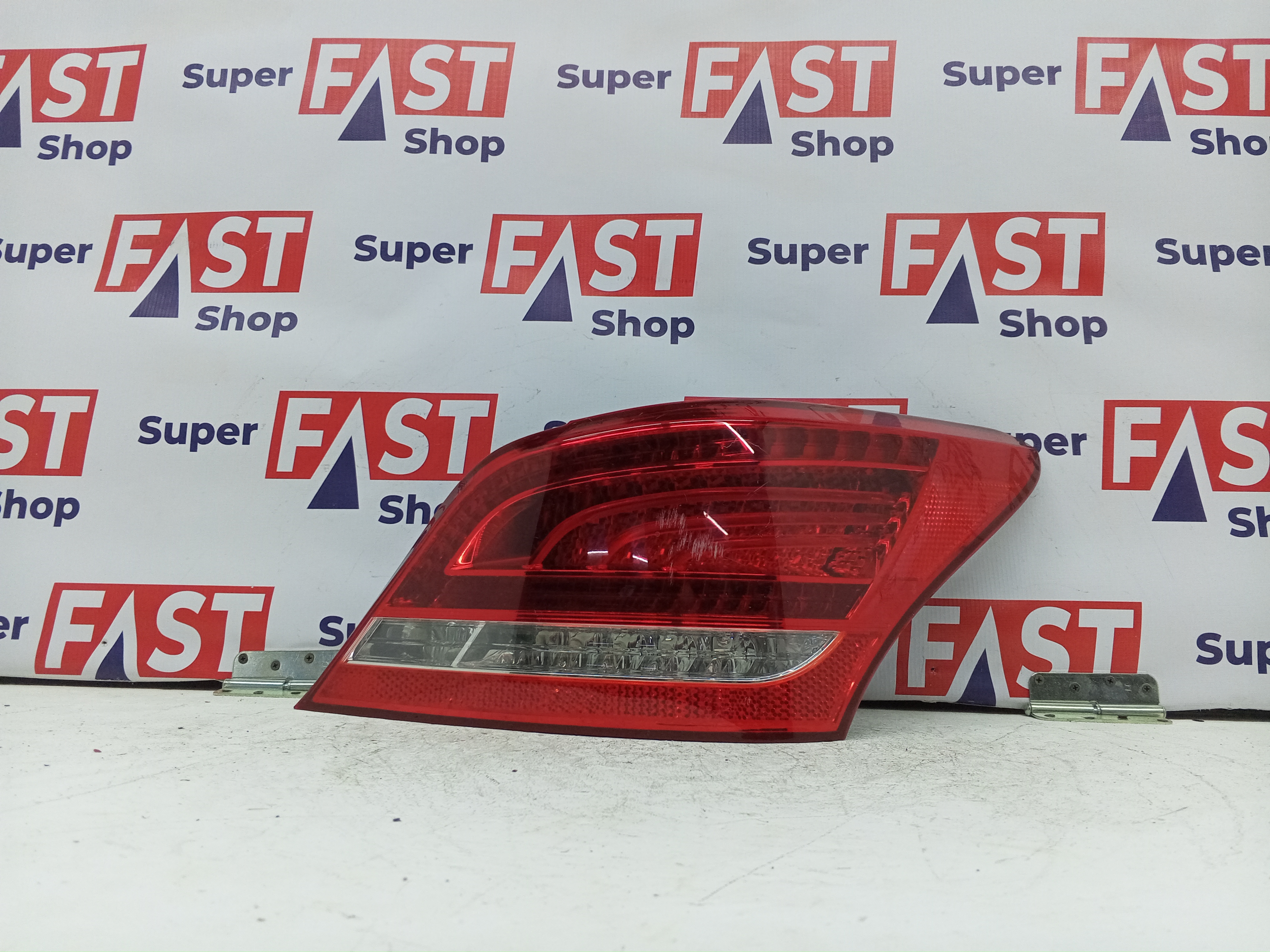 правый задний фонарь Hyundai Equus дорест LED