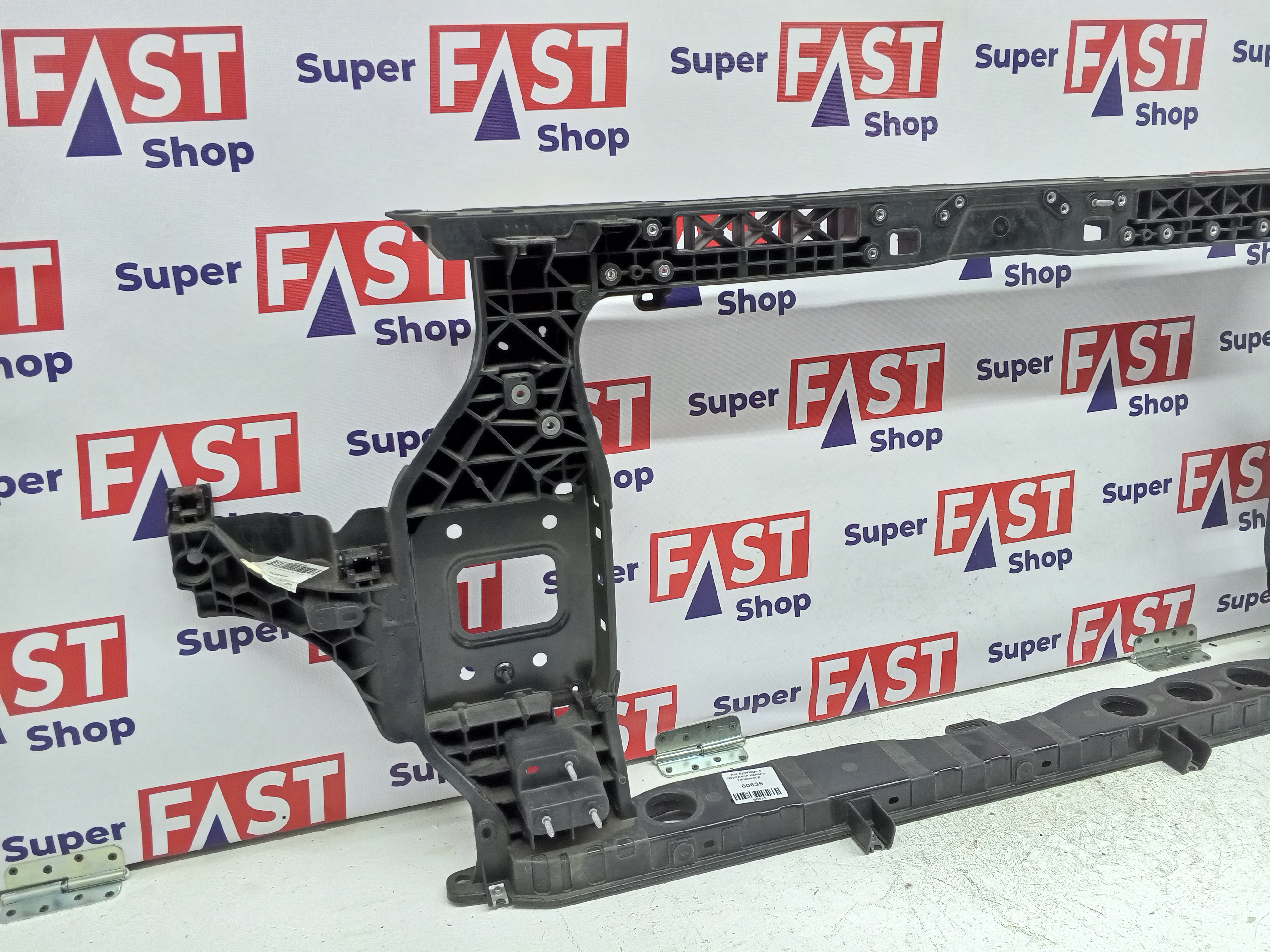 Kia Sportage 5 передняя панель / телевизор