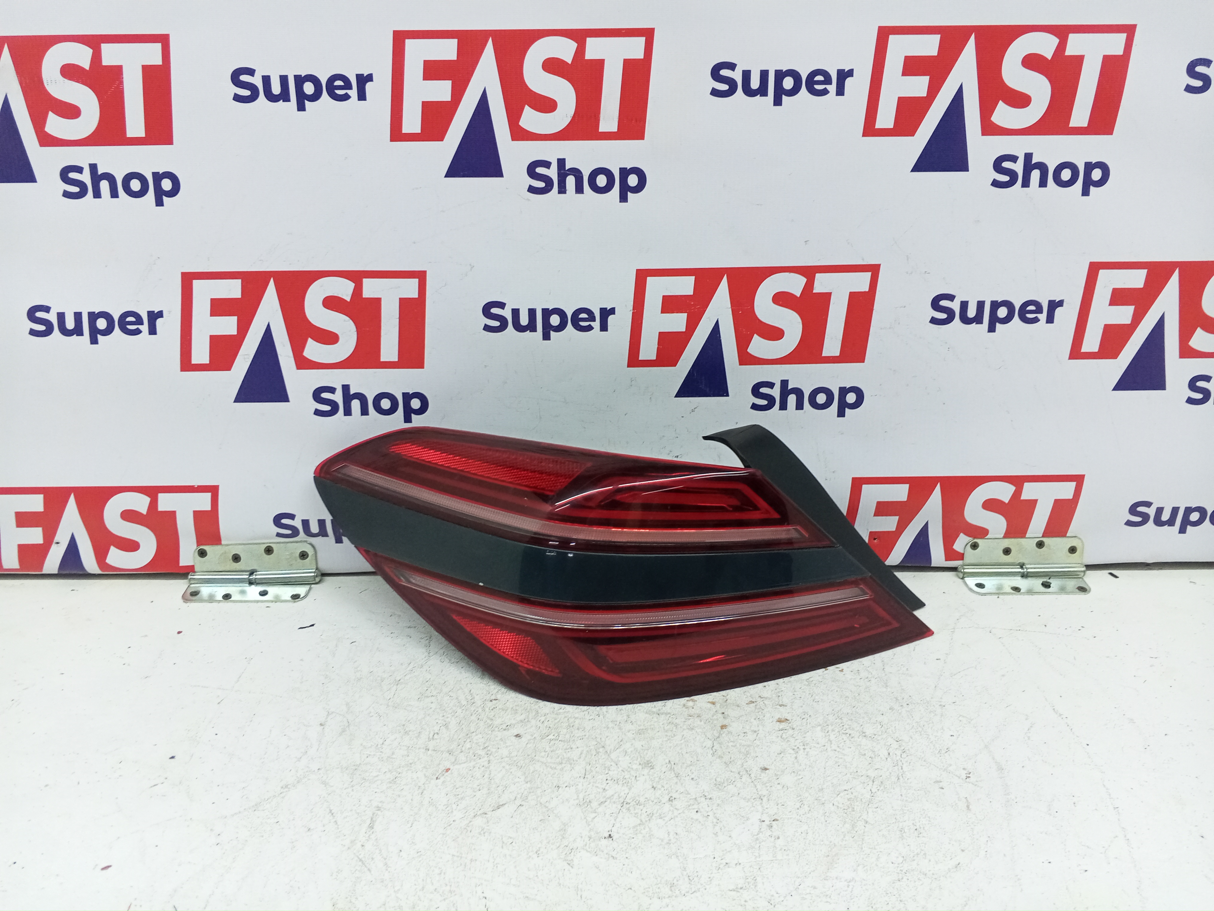 задний левый фонарь Genesis G70 рест 2020-2025