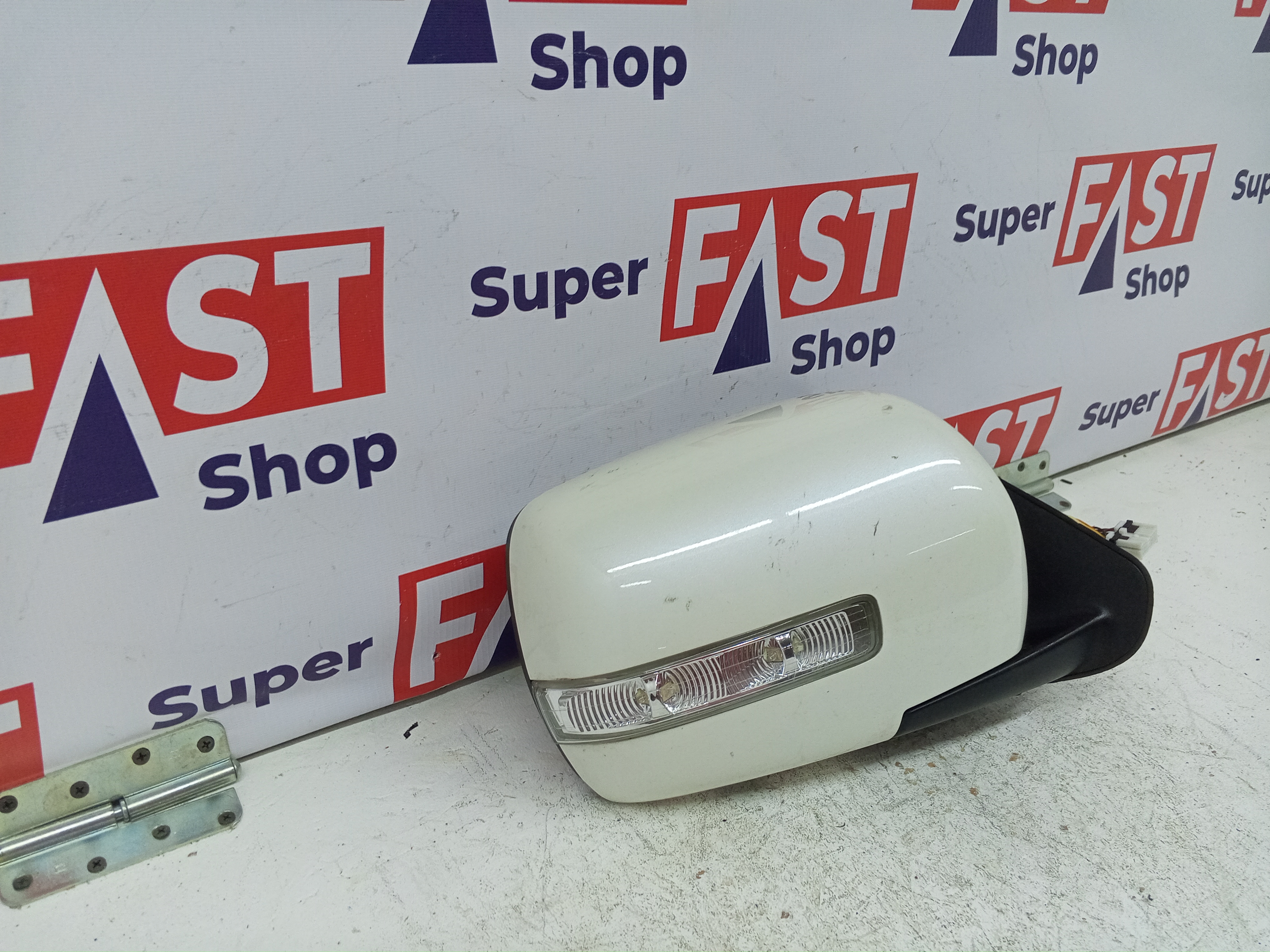 зеркало правое Kia Mohave рест 15пин