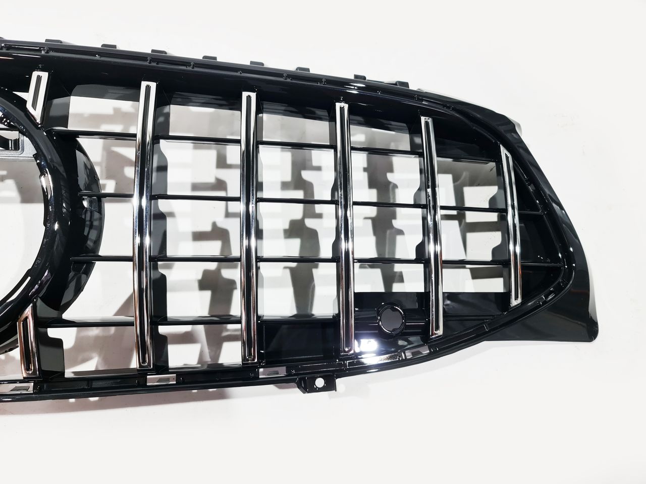 Mercedes CLA C118 дорестайлинг решетка радиатора GT хром