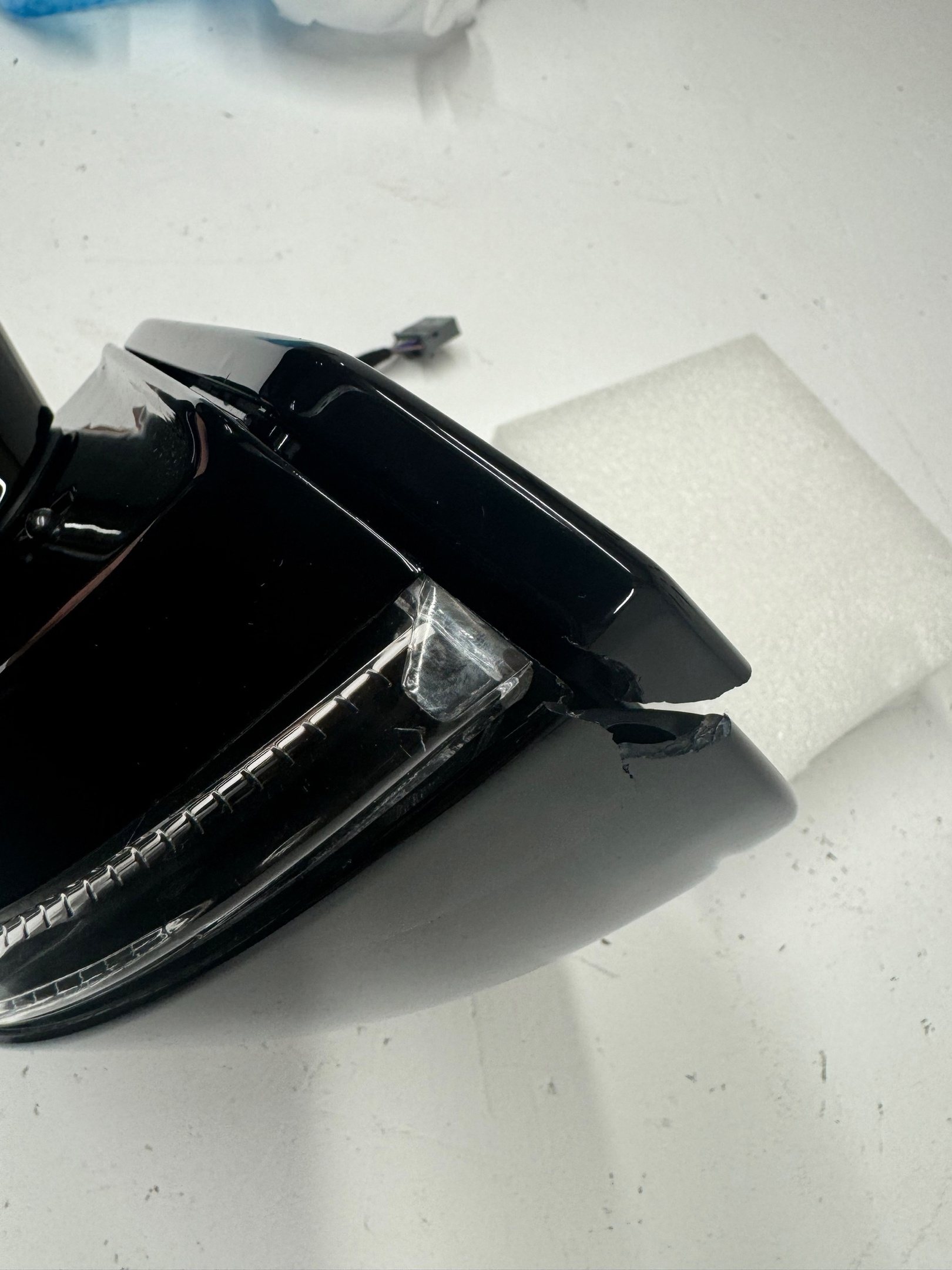 Дефект Volvo S60 2018-2024 зеркало правое 15 Pin