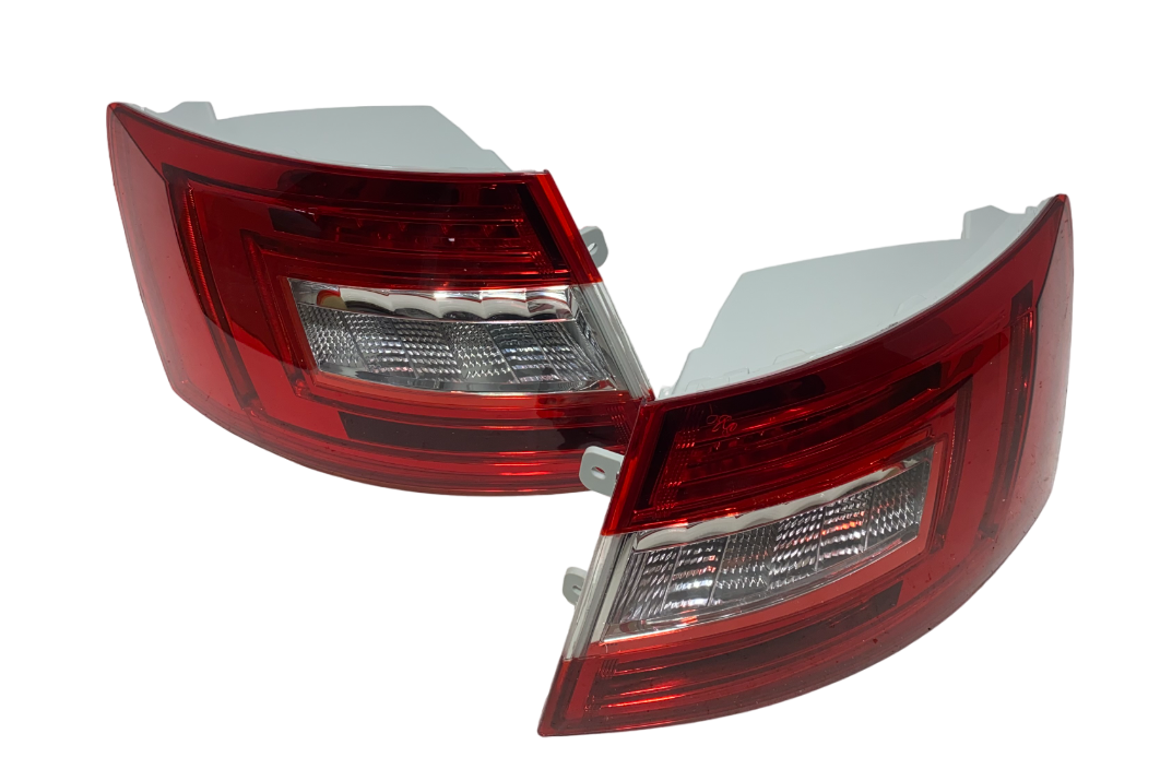 Skoda Octavia A7 дорестайлинг 2013-2017 фонарь левый LED