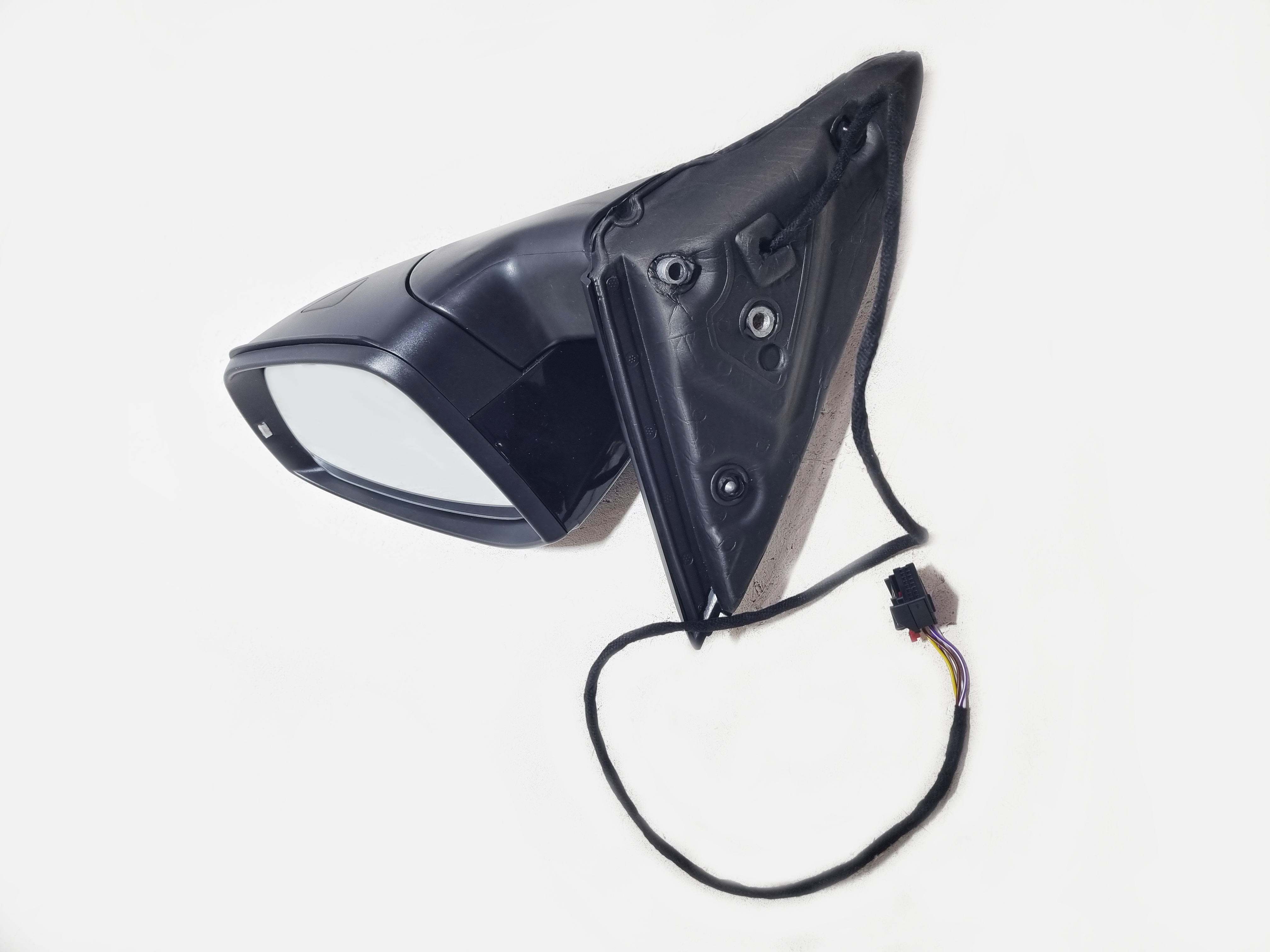 Skoda Octavia A7 2013-2023 зеркало правое 6 PIN