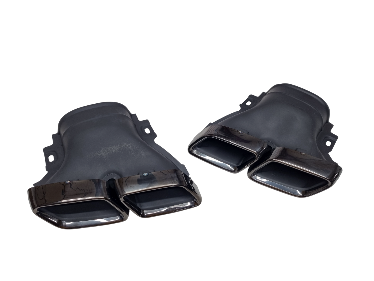 Mercedes W205 W213 дорестайлинг насадки AMG 63 черные