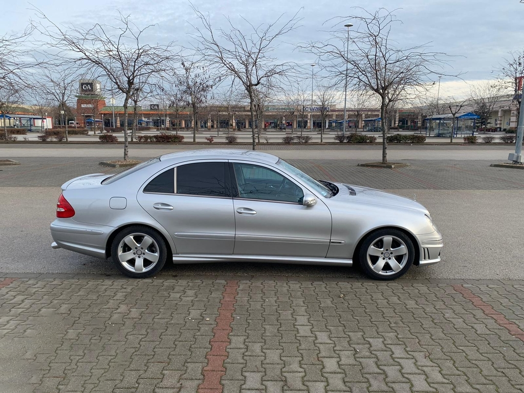 Mercedes W211 пороги комплект AMG 63