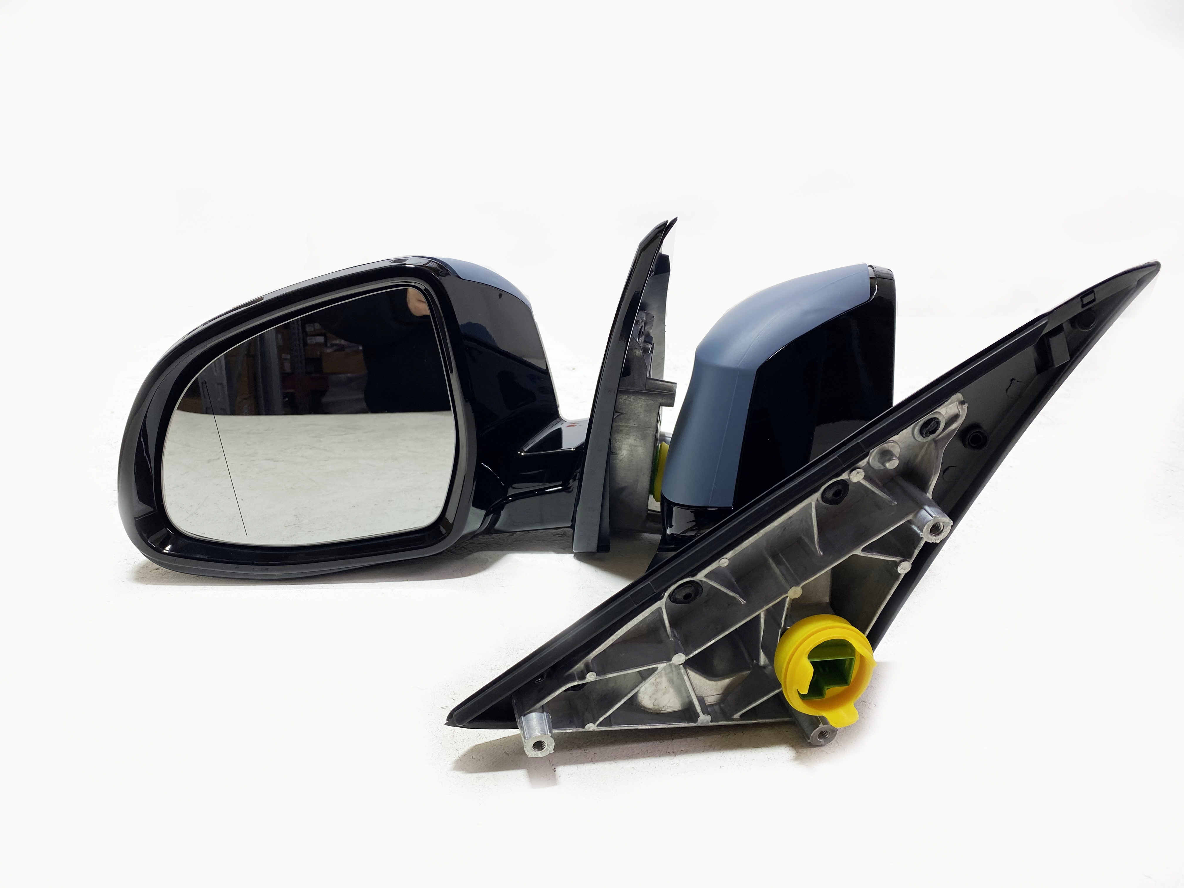 BMW X6 F16 2014-2020 года зеркало правое 5 Pin