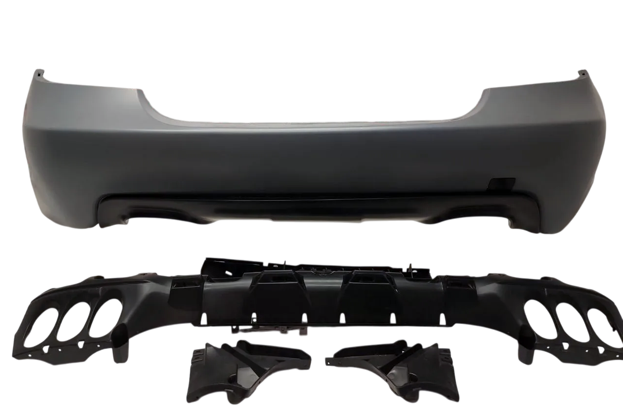 BMW E60 бампер задний М пакет без парктроников под два выхлопа