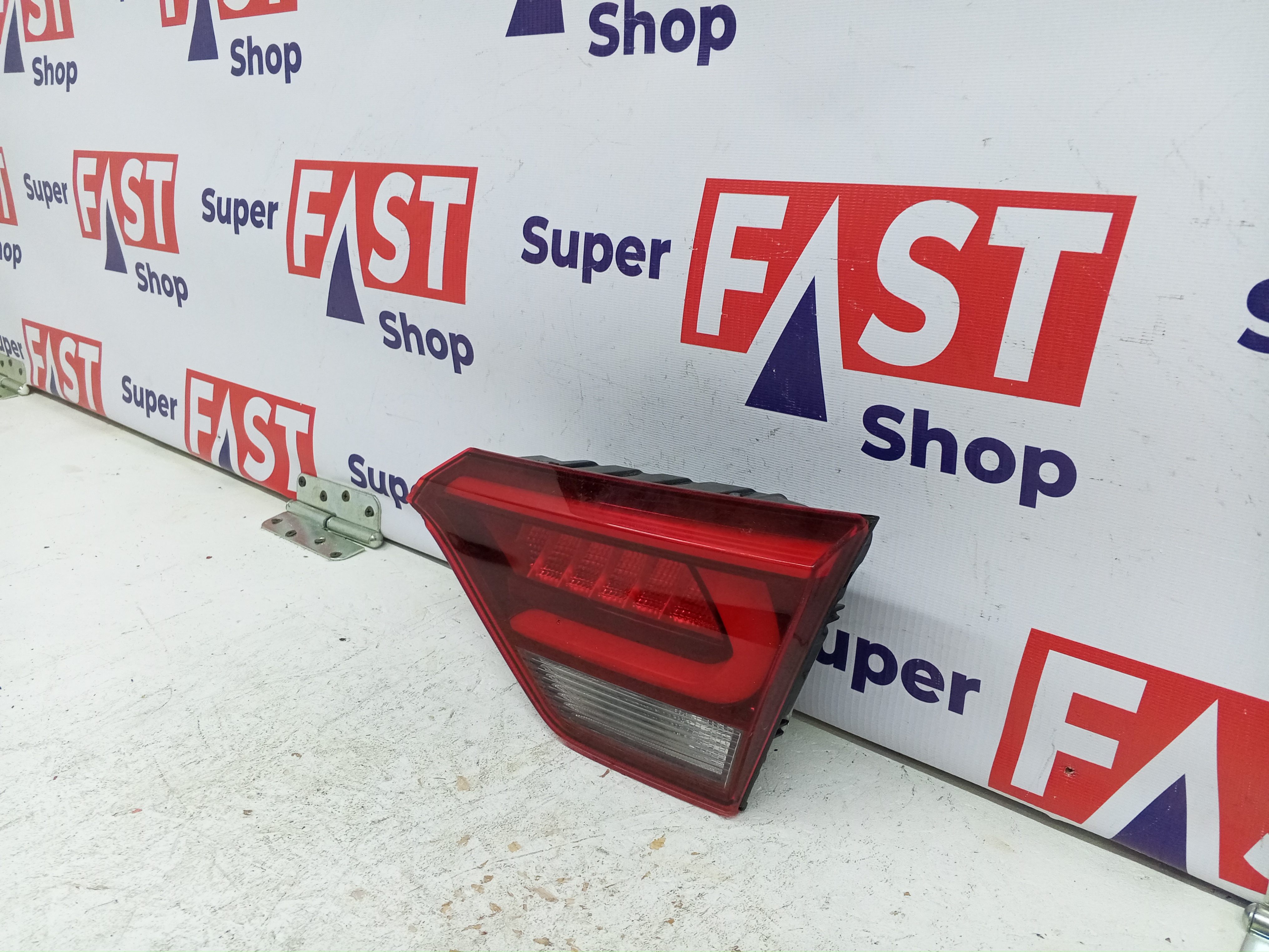 правый задний фонарь Kia Rio 4 LED в крышку