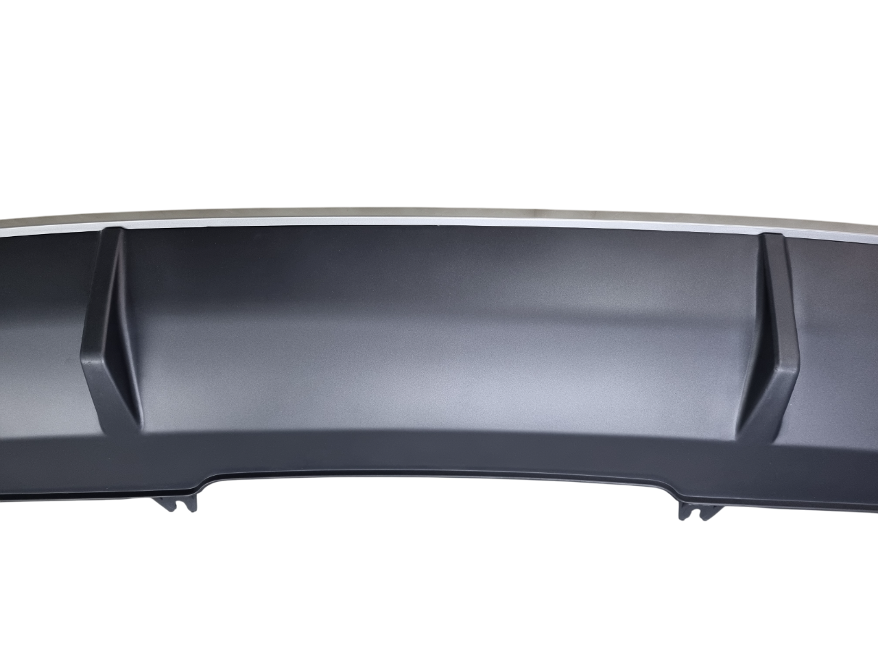 Audi A4 B9 дорестайлинг диффузор S4 в обычный бампер