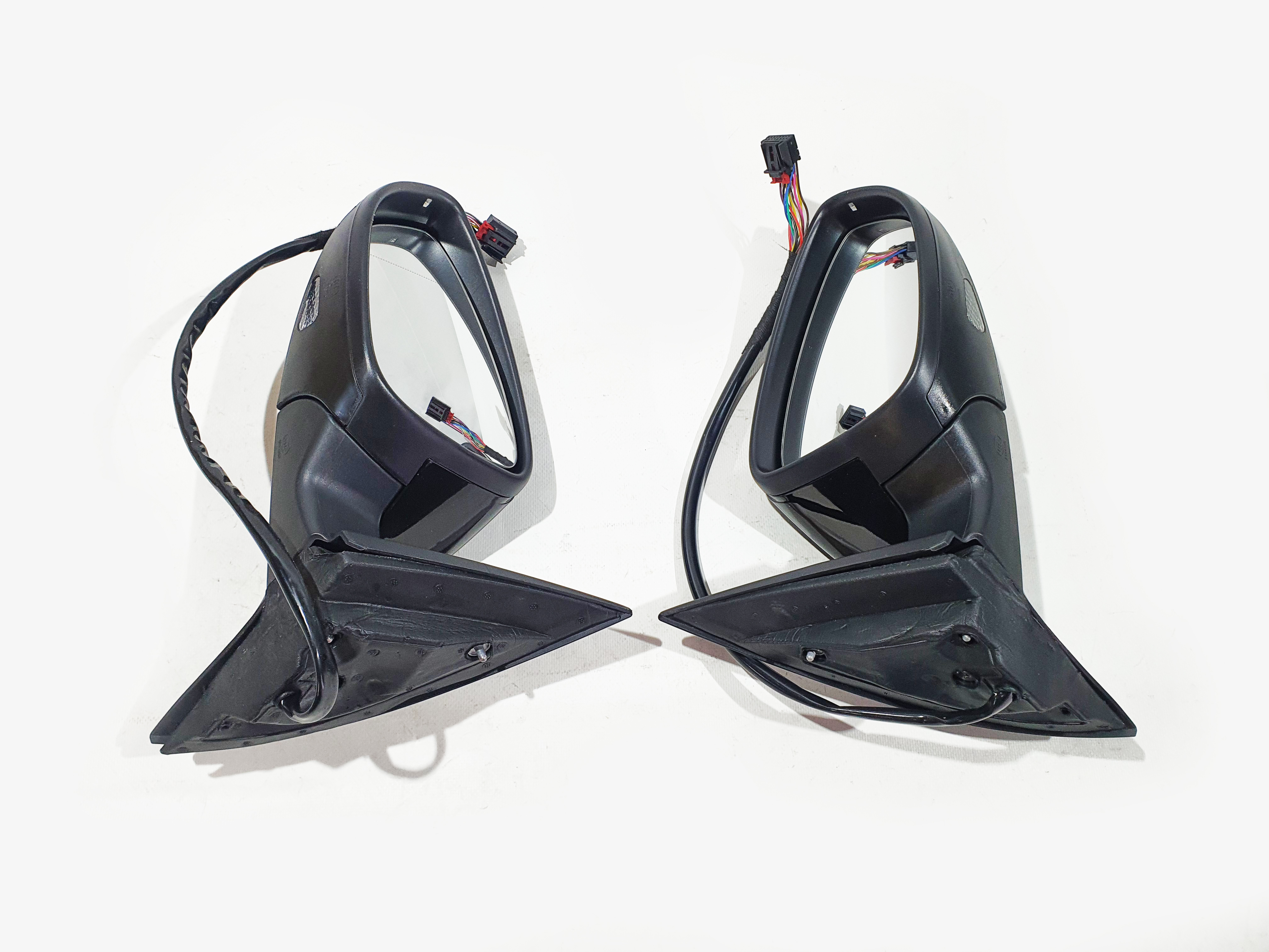 Volkswagen Passat CC рестайлинг зеркало правое 13pin