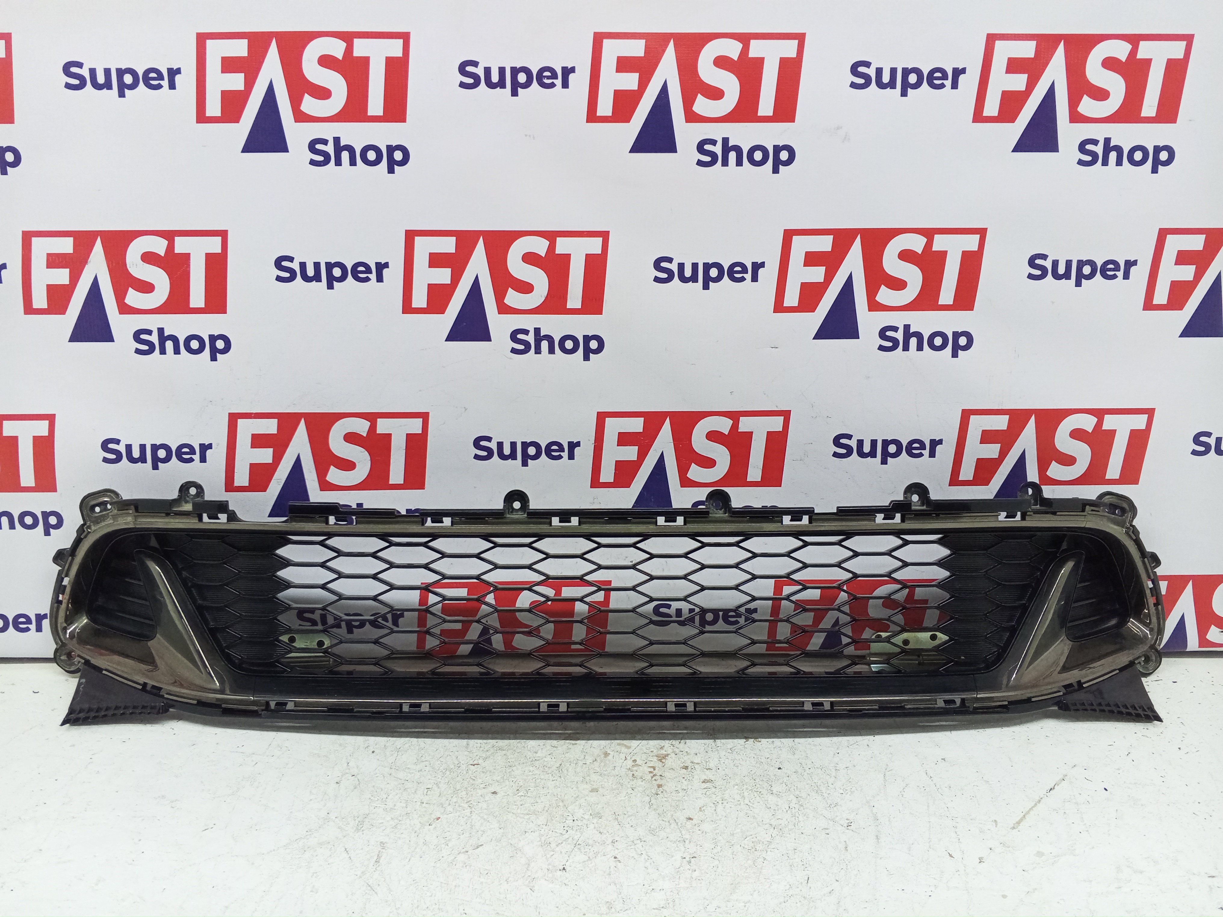 Kia Stinger GT нижняя решетка в передний бампер