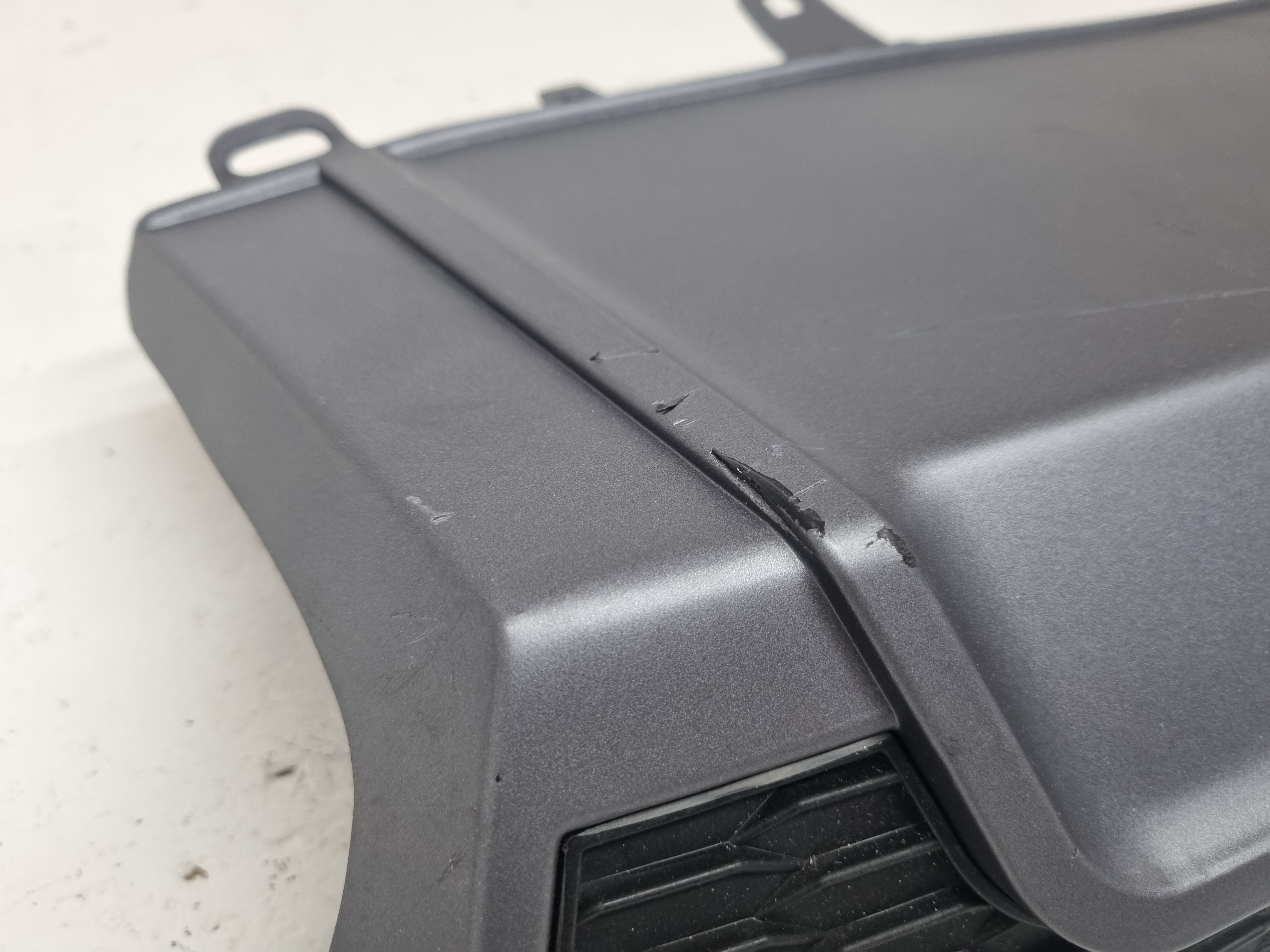 Дефект 17 Audi A6 C7 рестайлинг S6 диффузор в обычный бампер