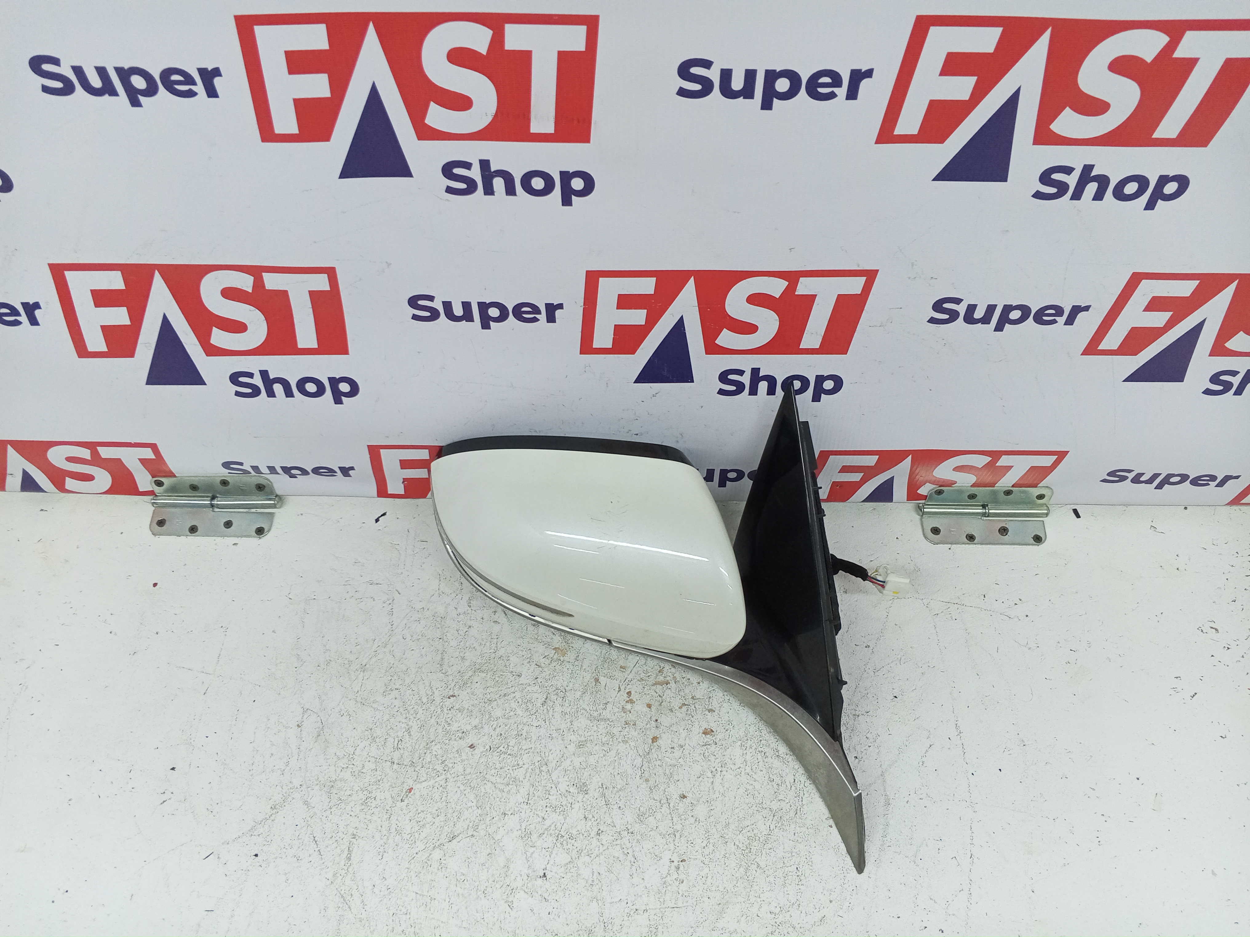 Kia K900 зеркало правое 7 пин