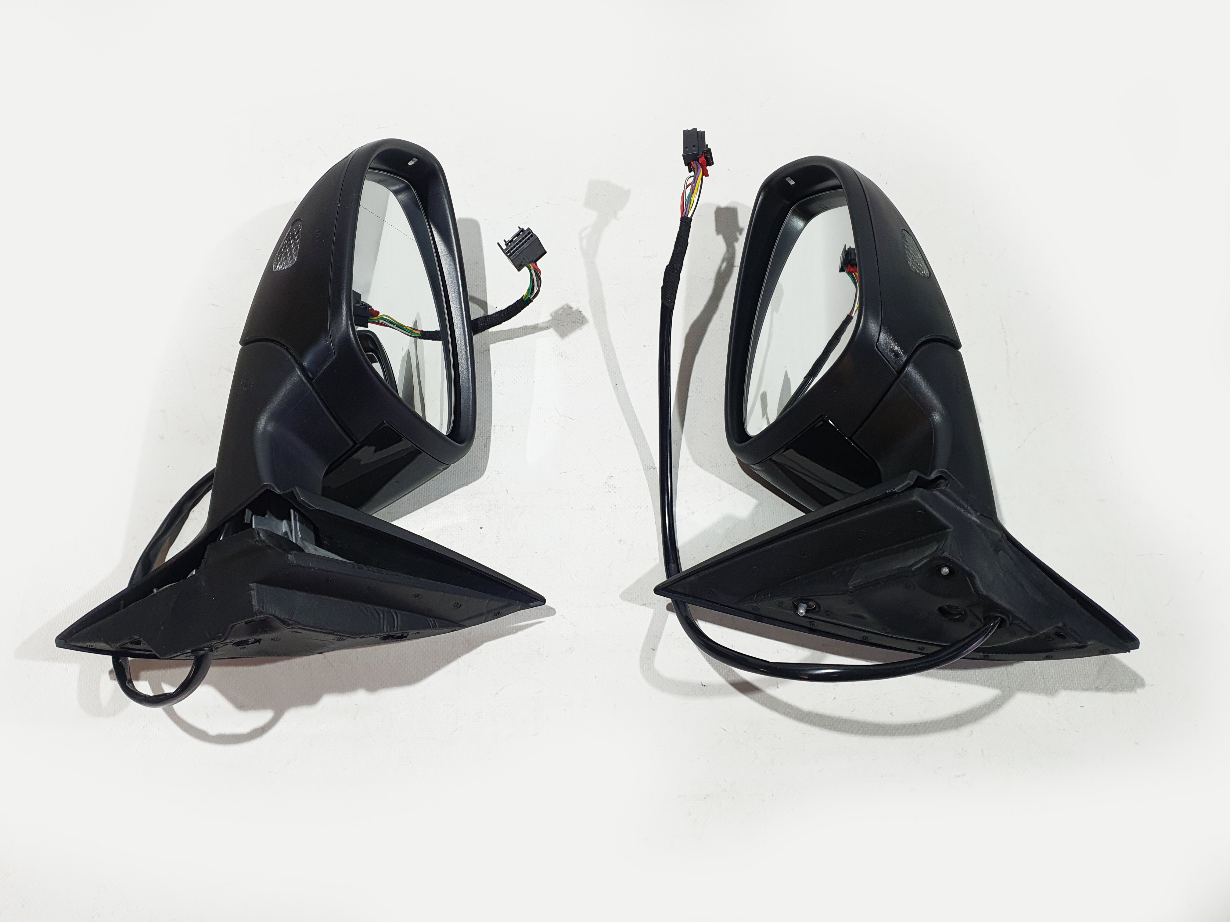 Volkswagen Passat CC рестайлинг зеркало левое 9 pin