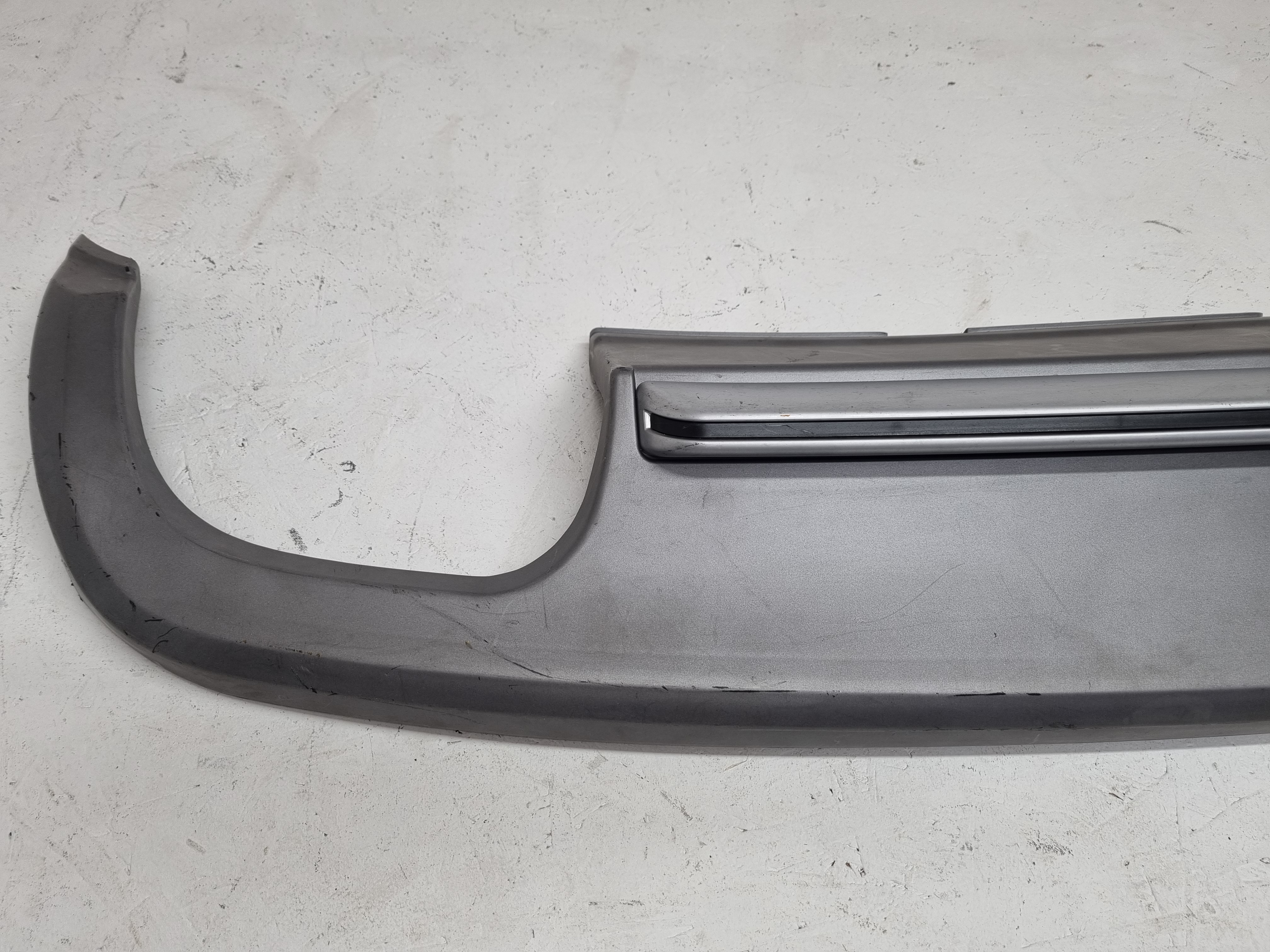 Дефект 2 Audi A5 8T рестайлинг S5 диффузор в обычный бампер купе