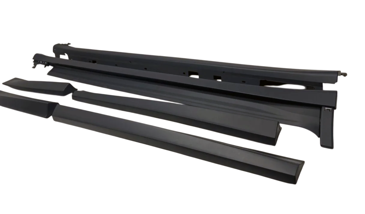 BMW X4 G02 рестайлинг обвес с порогами и расширителями