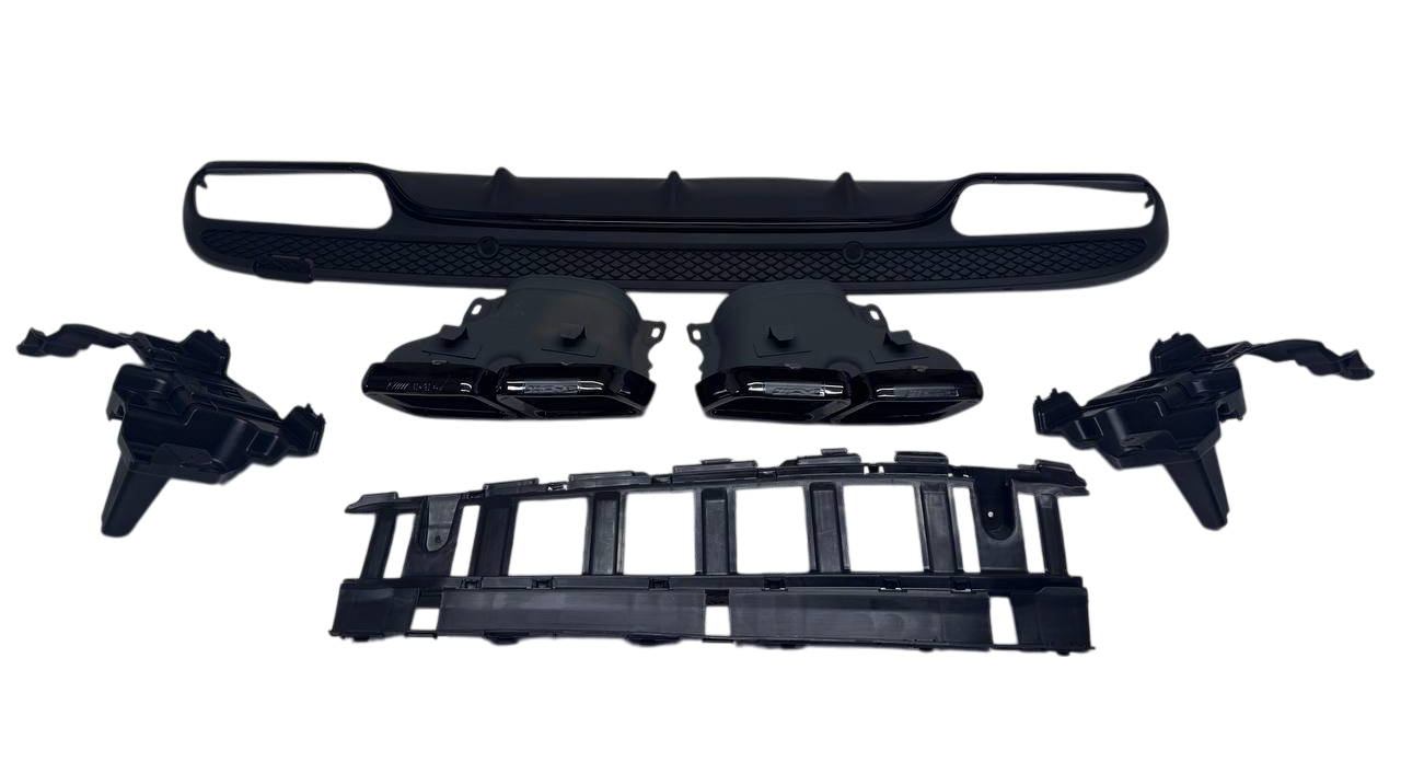 Mercedes W205 дорестайлинг диффузор AMG 63 с черными насадками