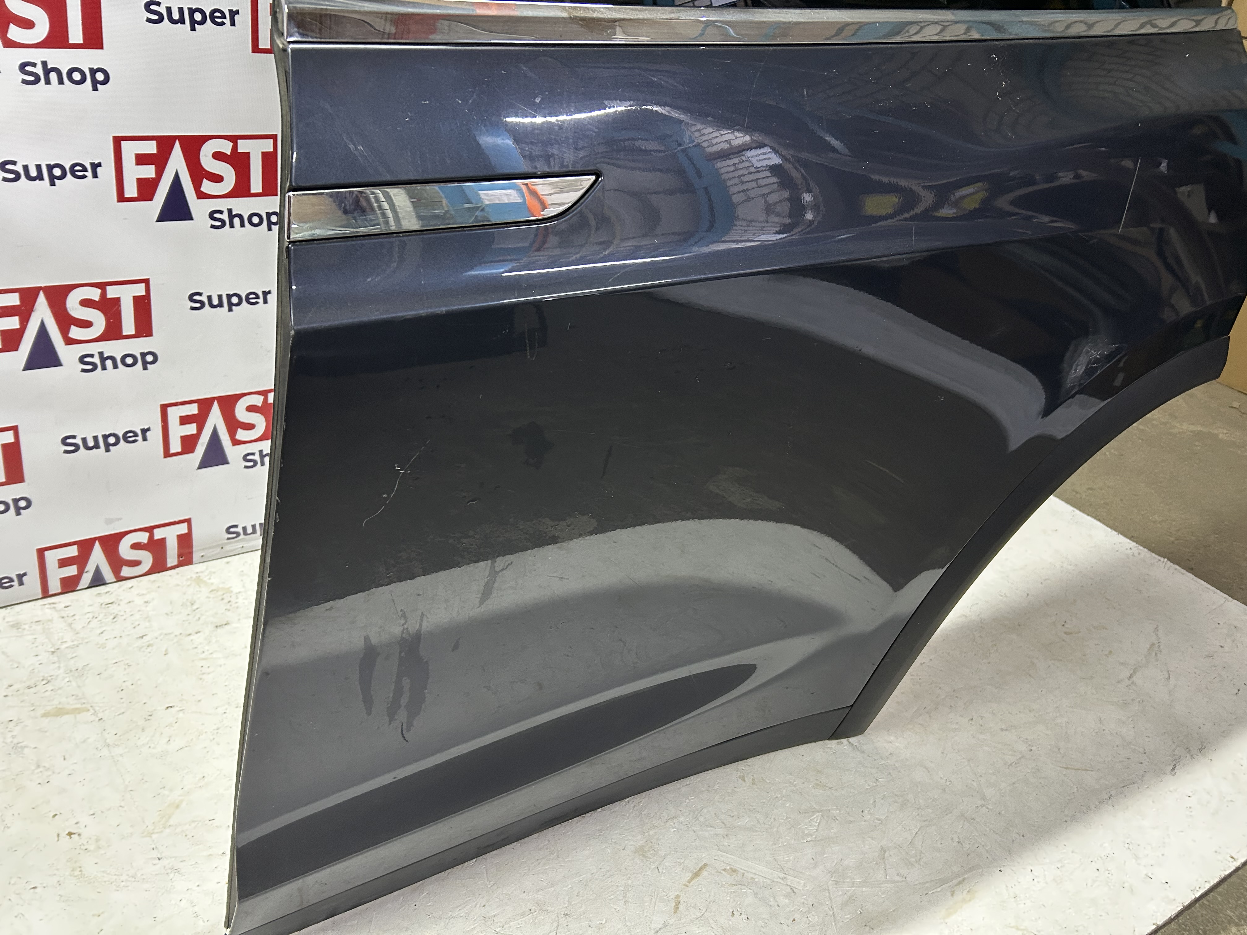 Дверь задняя левая Tesla Model X 2015