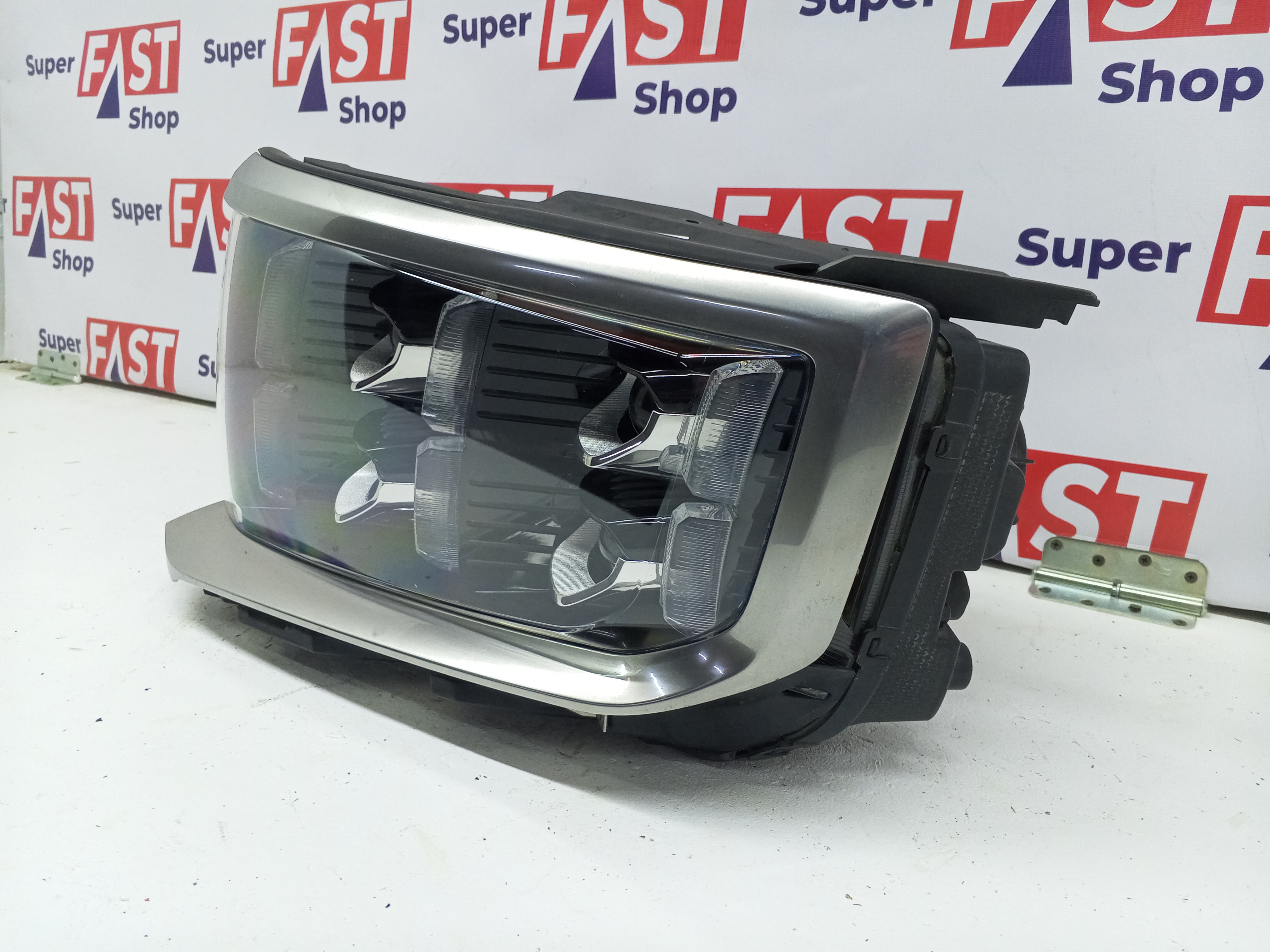 левая фара Kia Mohave 2019-2024 LED