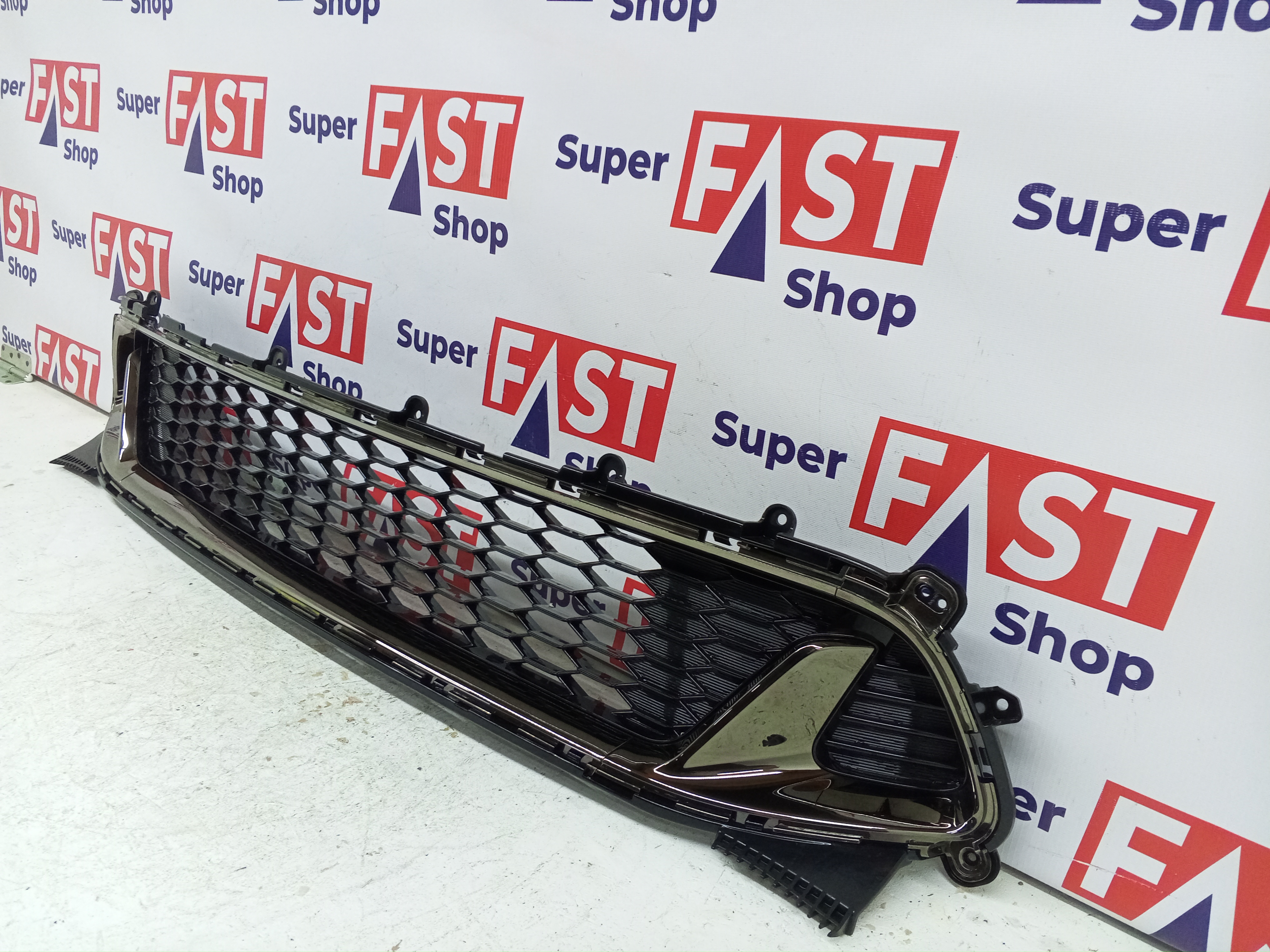 Kia Stinger GT нижняя решетка в передний бампер