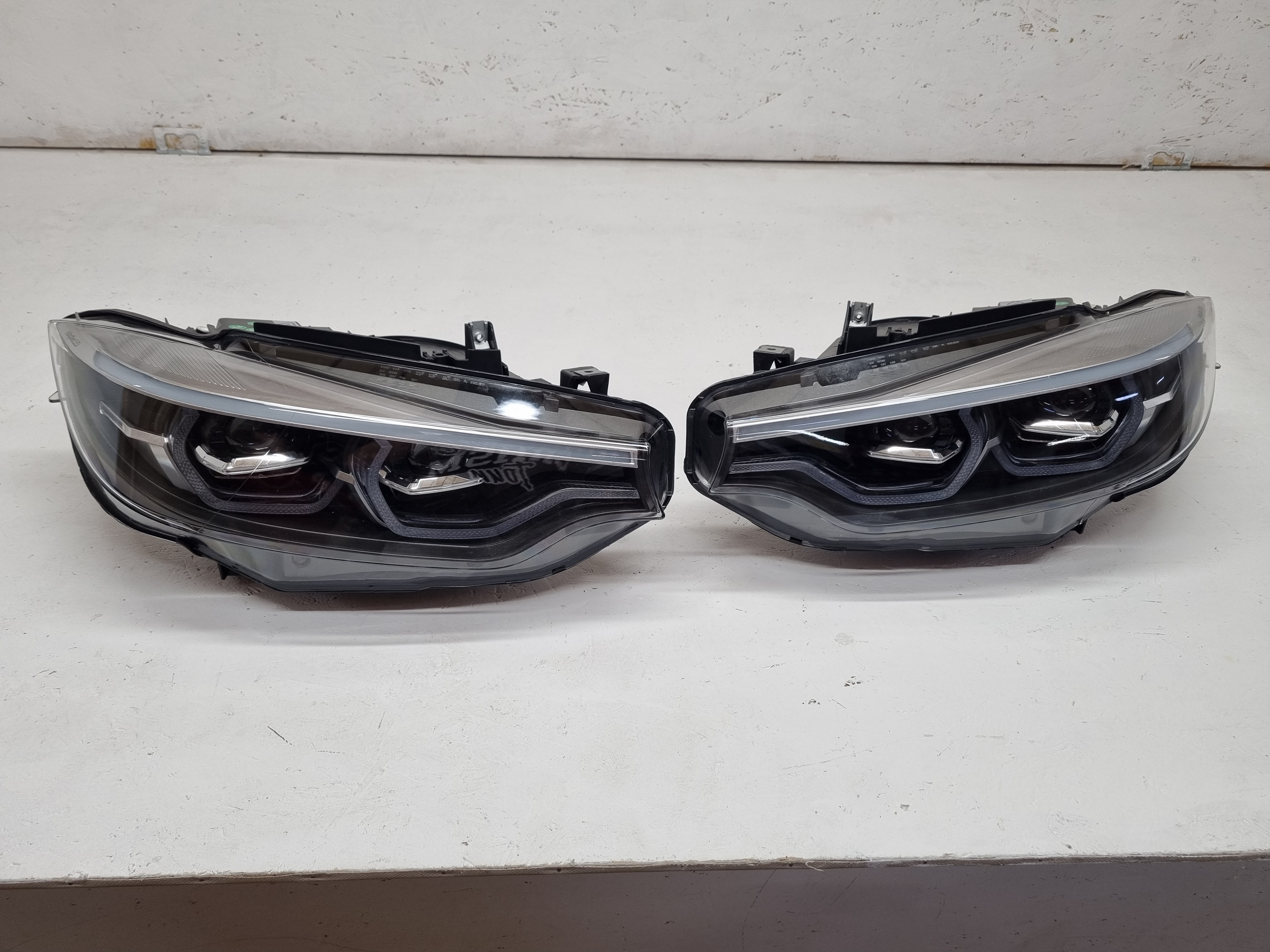 Дефект BMW F32 дорестайлинг фары LED вместо штатных