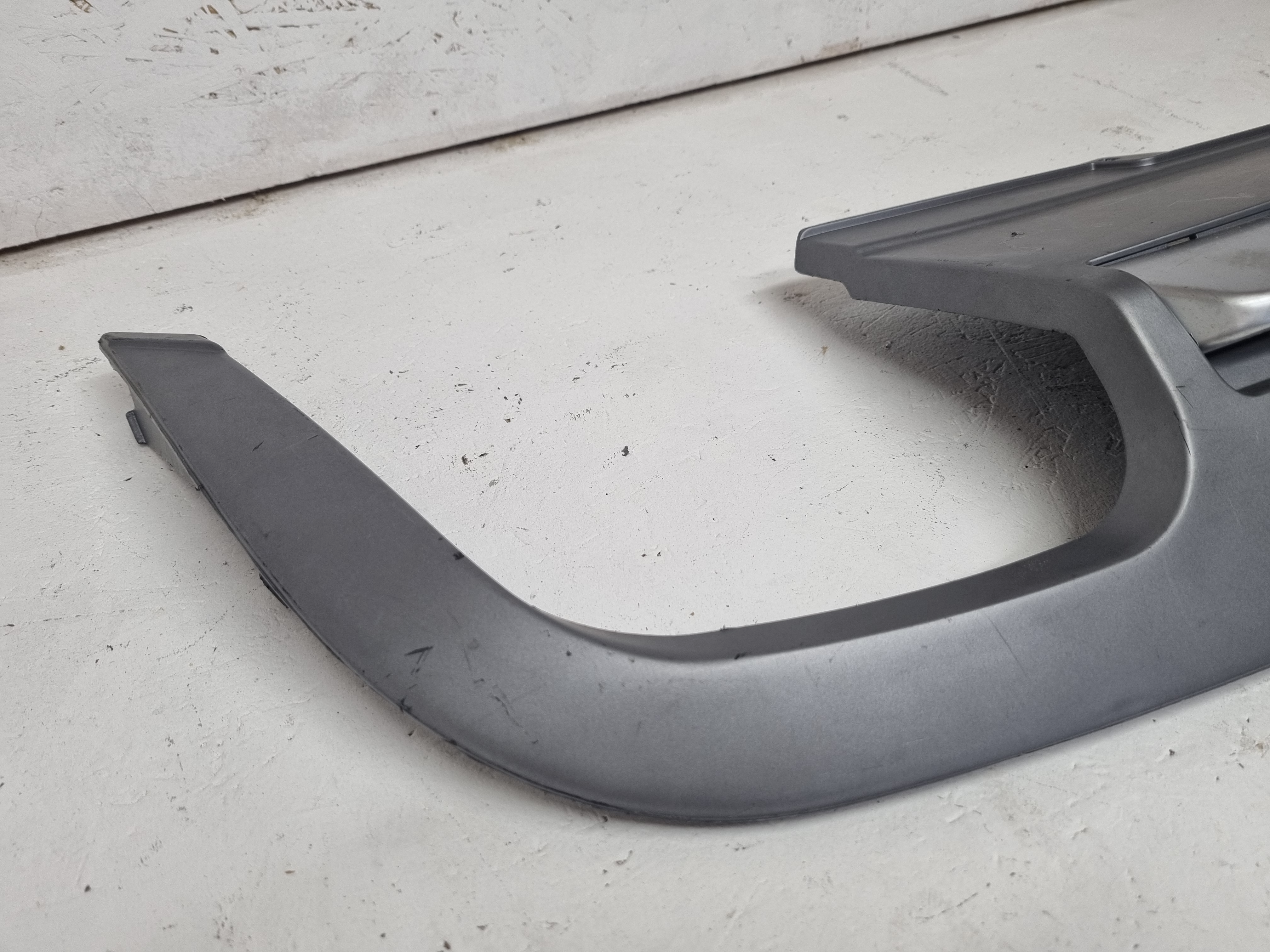 Дефект 191 Audi A5 8T дорестайлинг диффузор S5 в обычный бампер лифтбек