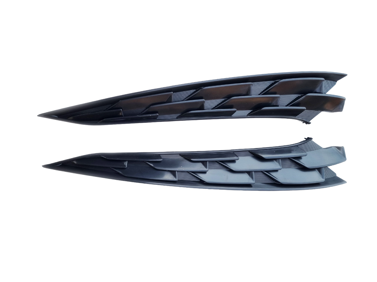 Kia K5 правый молдинг решетки радиатора