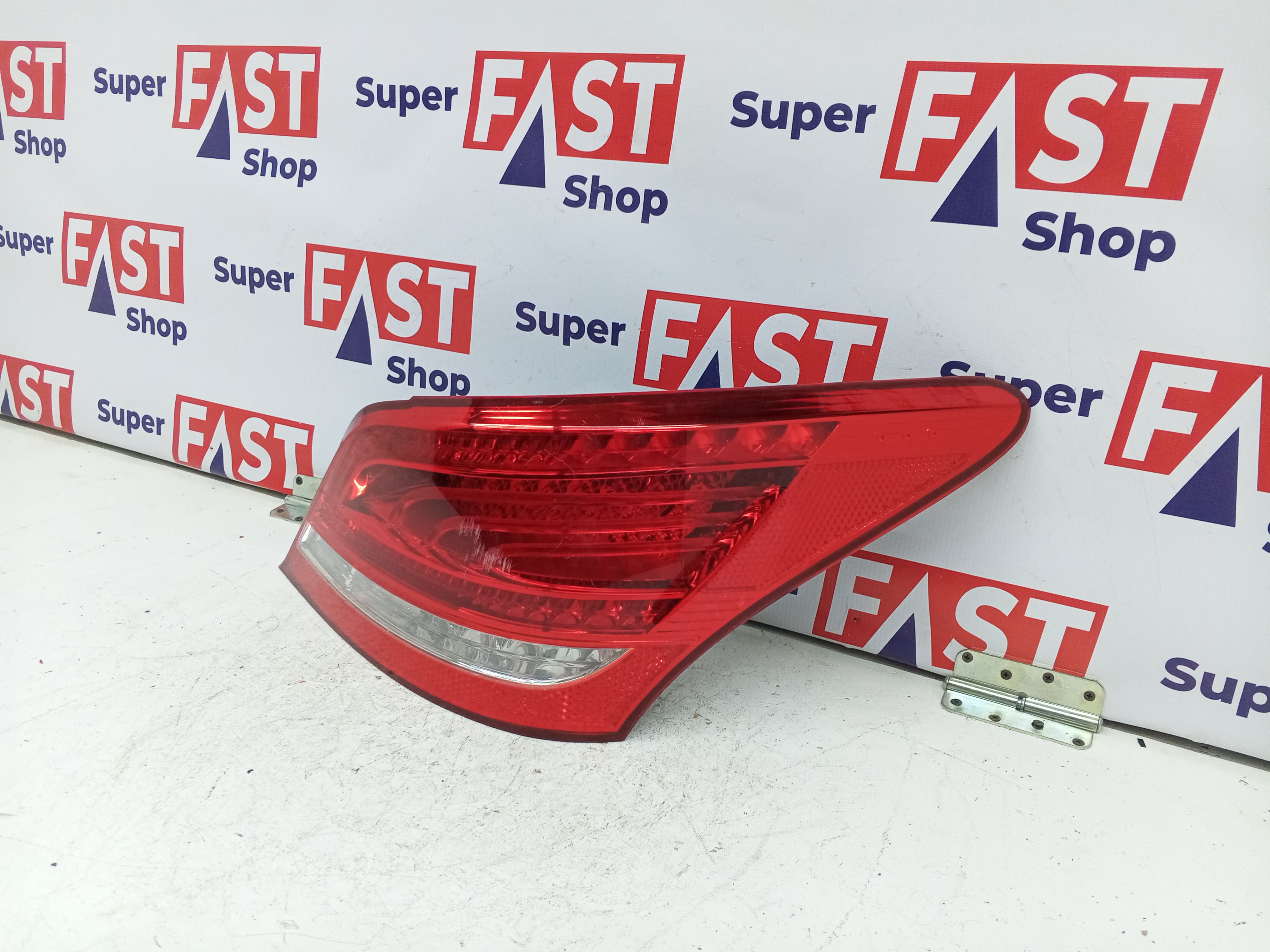 правый задний фонарь Hyundai Equus дорест LED