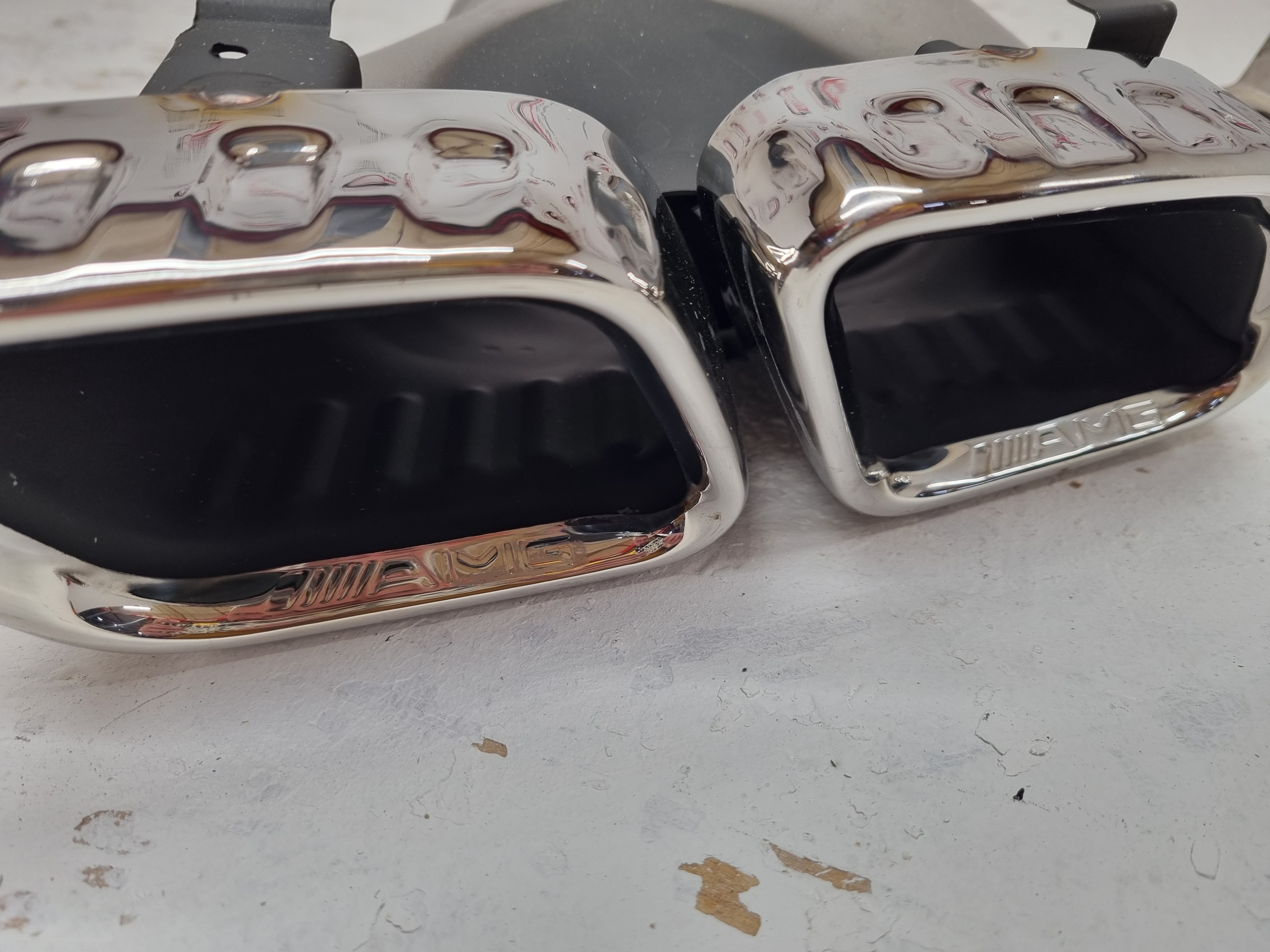 Mercedes W205 W213 дорестайлинг насадки AMG 63 хром