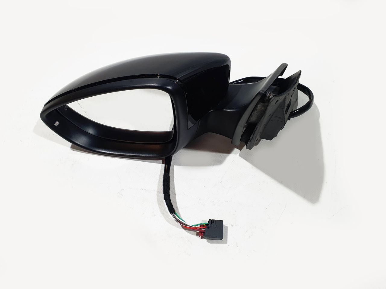 Volkswagen Passat CC рестайлинг зеркало левое 9 pin