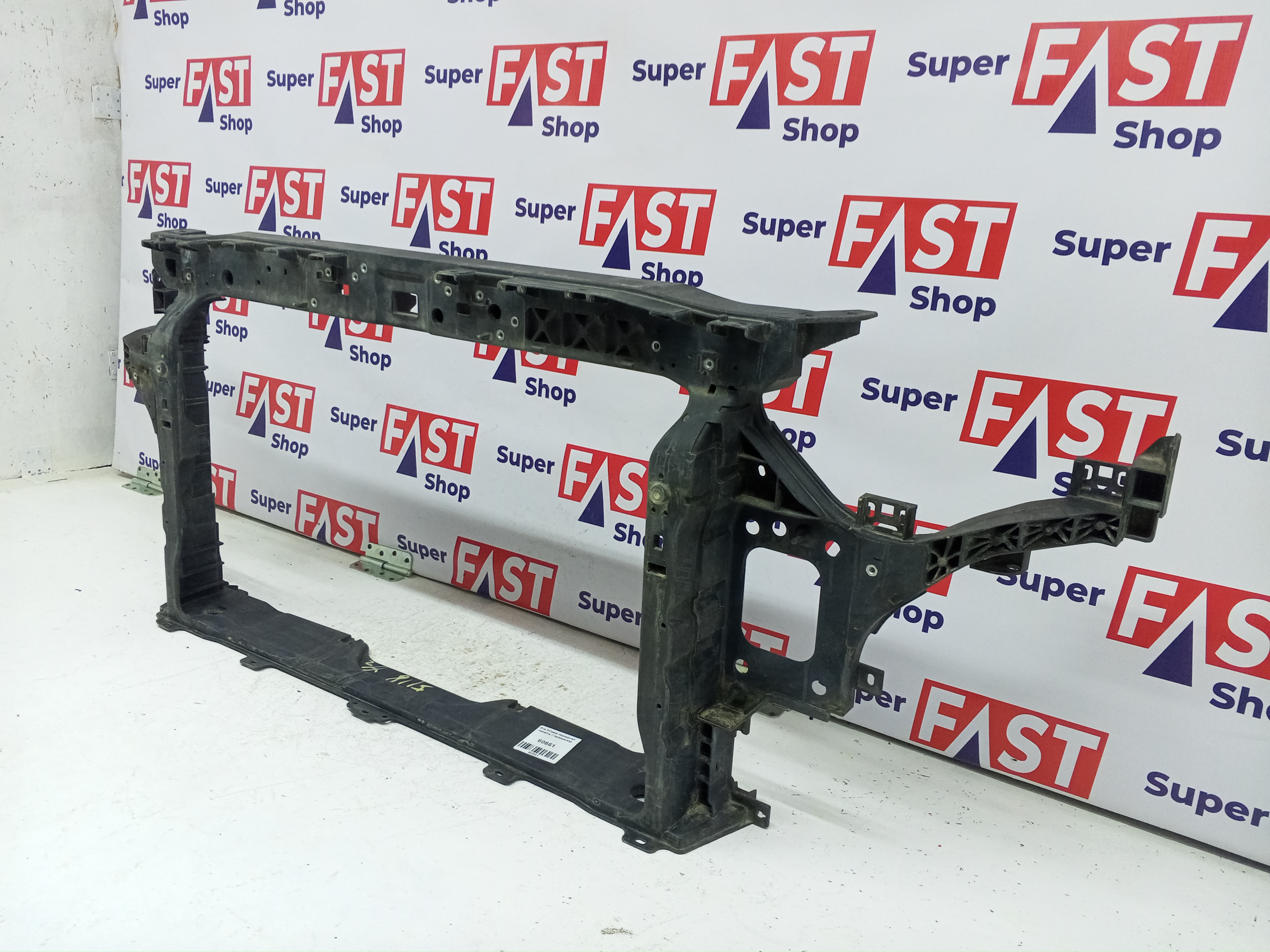 Kia XCeed передняя панель / телевизор