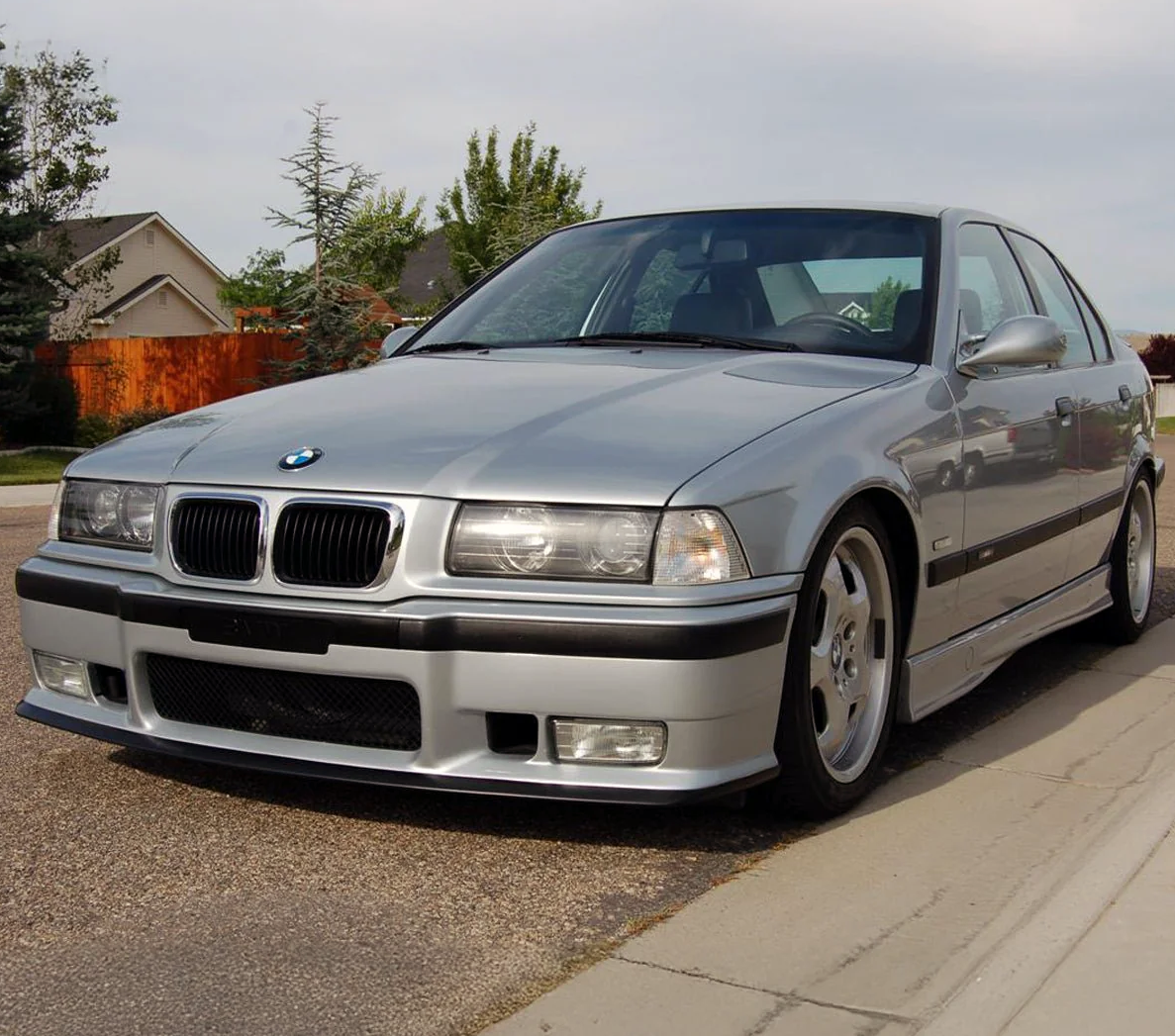 BMW E36 бампер передний м пакет M Peformance