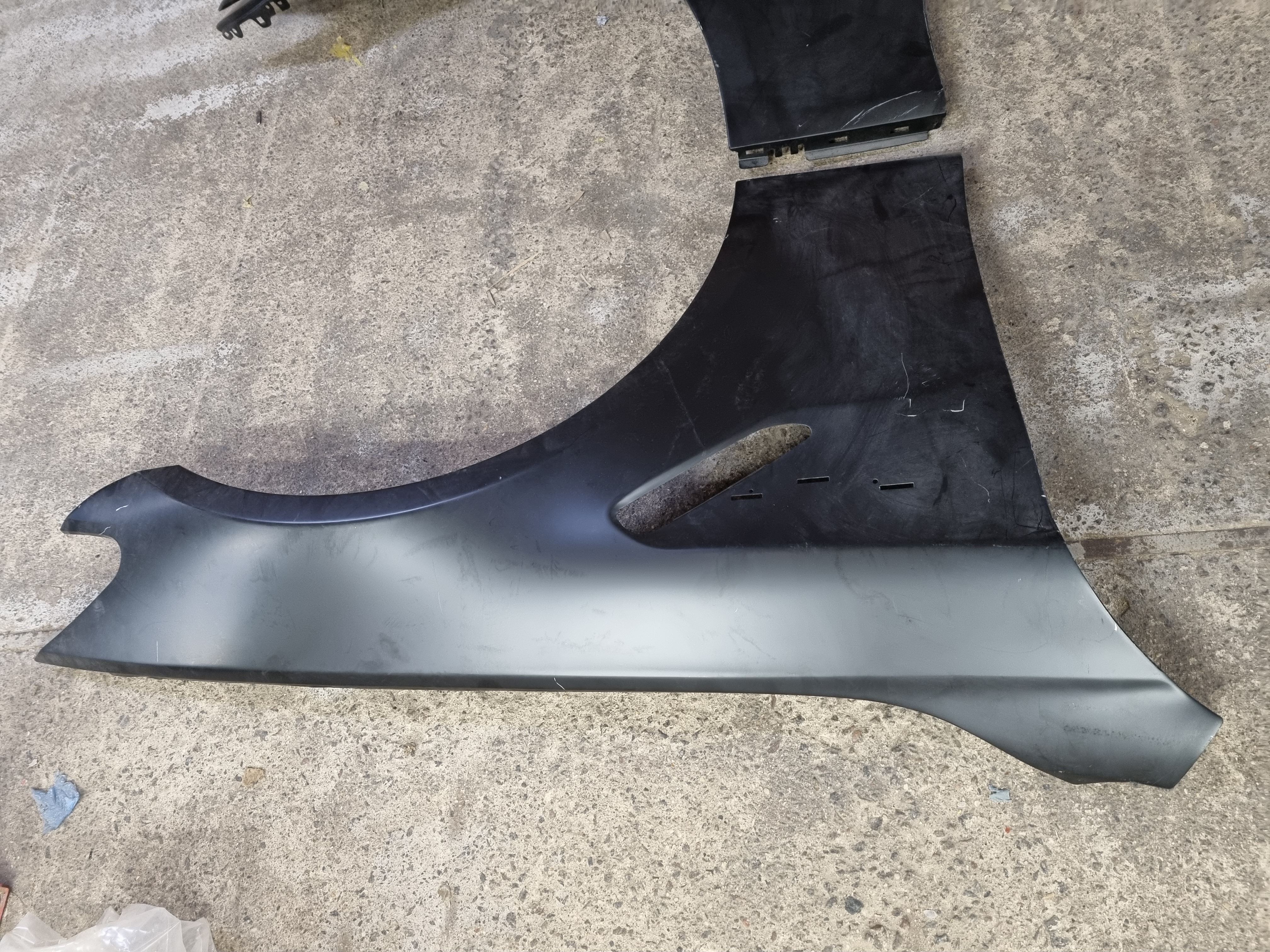 Дефект BMW F10 крылья M5 стиль F90