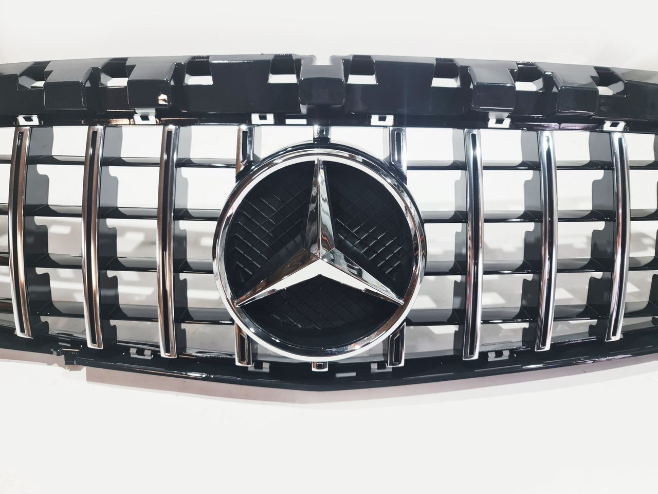 Mercedes CLA C117 дорестайлинг решетка GT хром